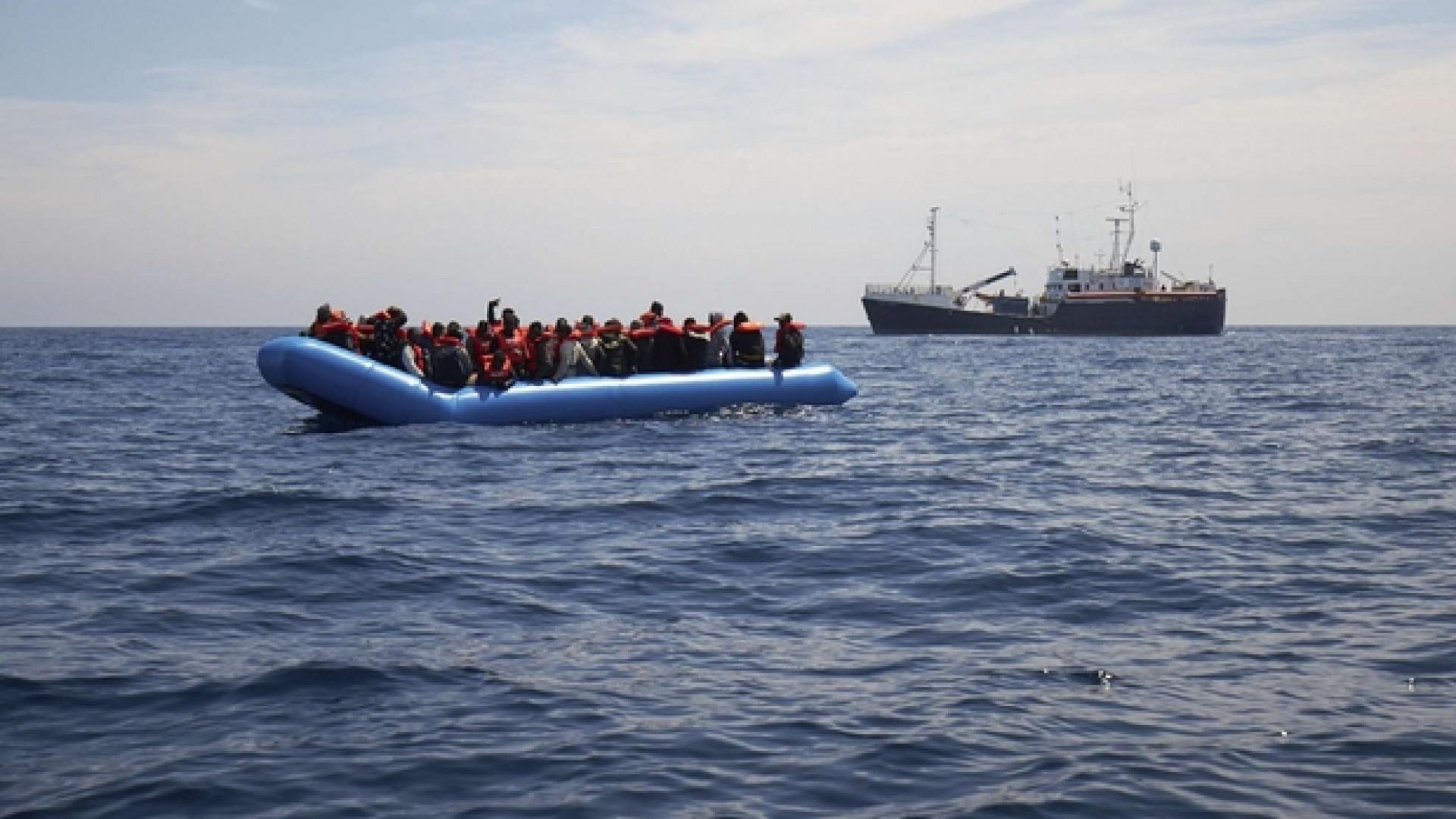 Immagine di La nave Kurdi verso Lampedusa. Salvini: se ne occupi la Germania