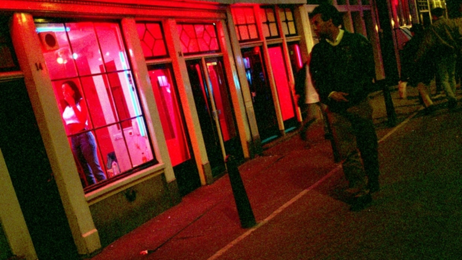 Immagine di Olanda, 42mila firme al Parlamento: stop alla prostituzione, punire i clienti