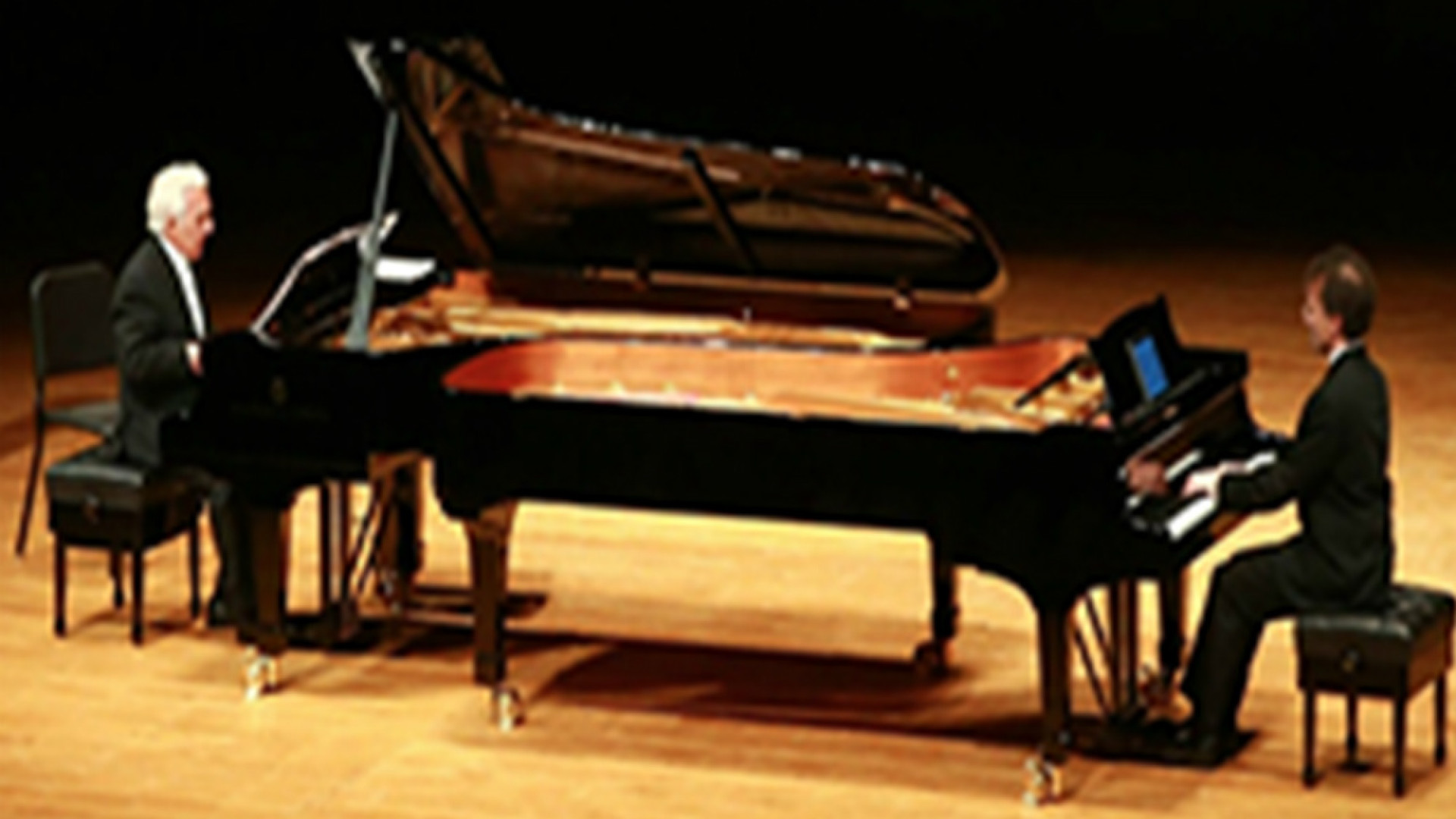 Immagine di Magie al piano: Ashkenazy, padre e figlio