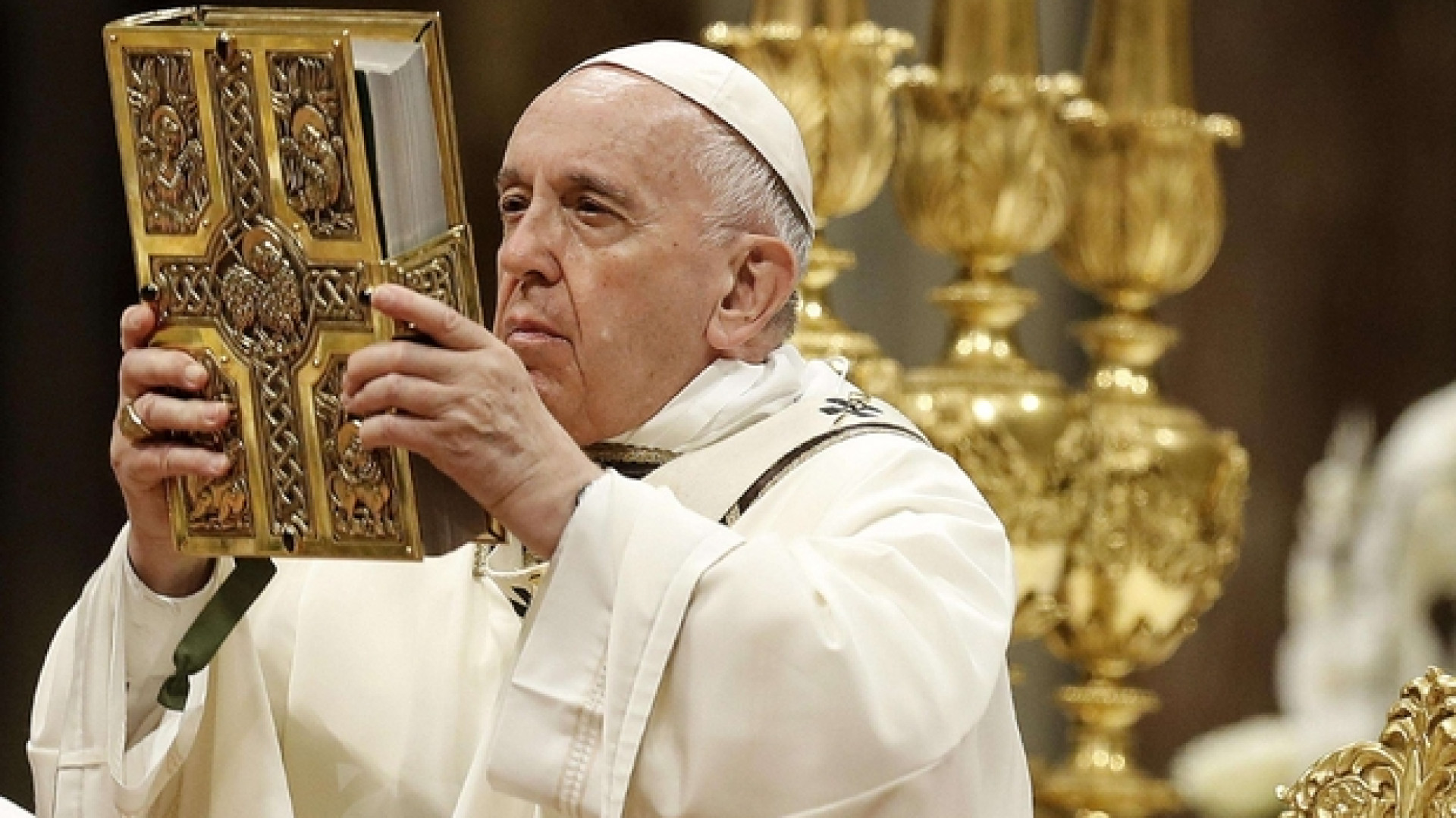 Immagine di Papa Francesco: «Rimuovere le pietre dal nostro cammino»