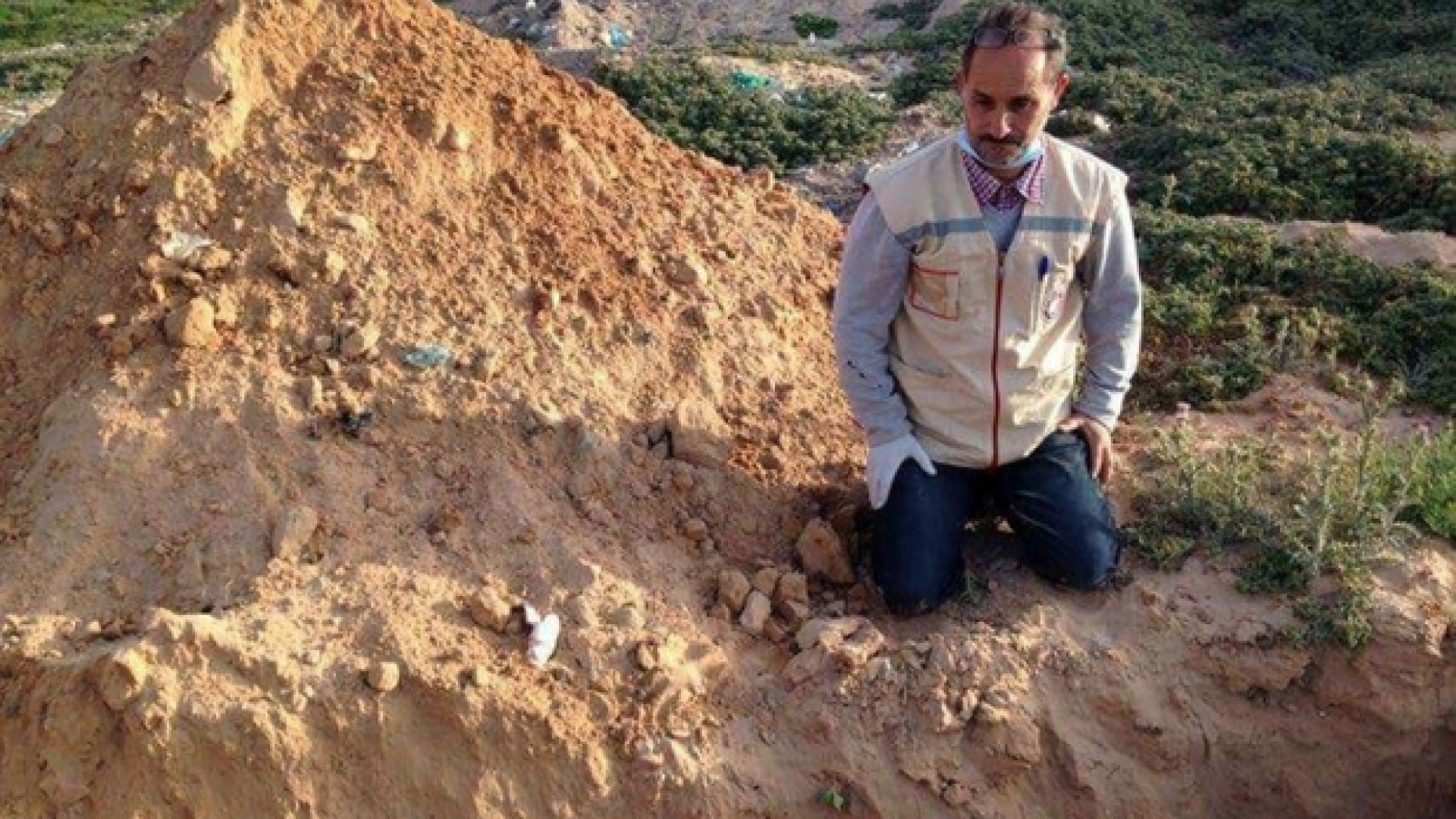 Immagine di Chamseddine Marzoug: l'uomo che seppellisce i migranti
