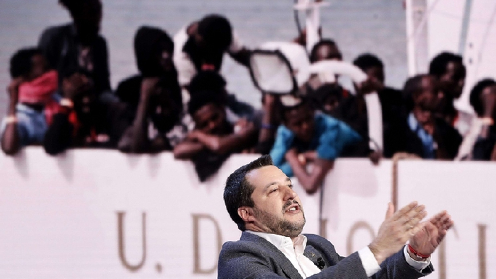 Immagine di Cifre in libertà su irregolari e sbarchi: la Ue bacchetta l'Italia