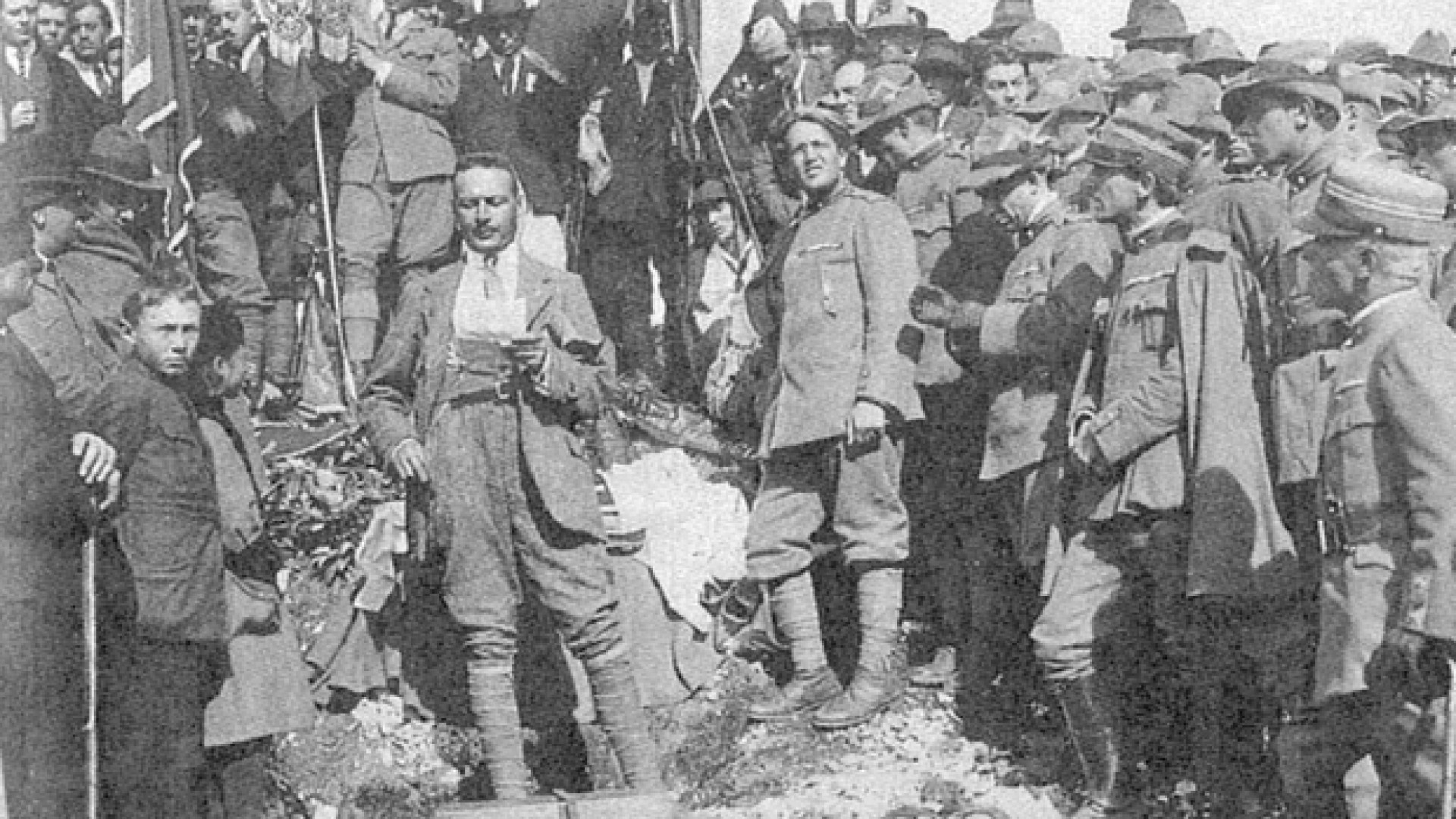 Immagine di Alpini, da 100 anni insieme per servire