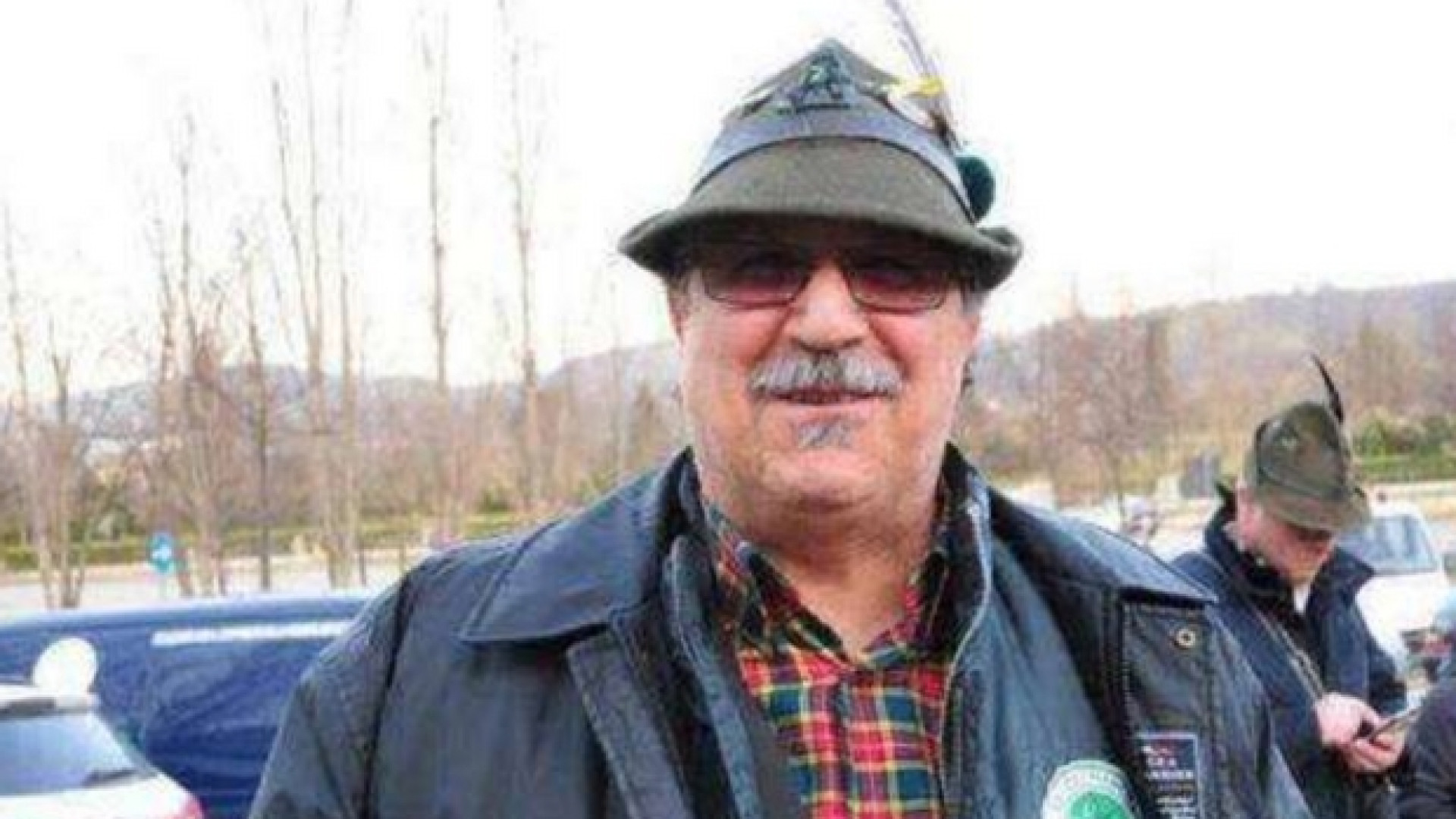 Immagine di «Mio papà ha perso il cappello da alpino: aiutateci a trovarlo»