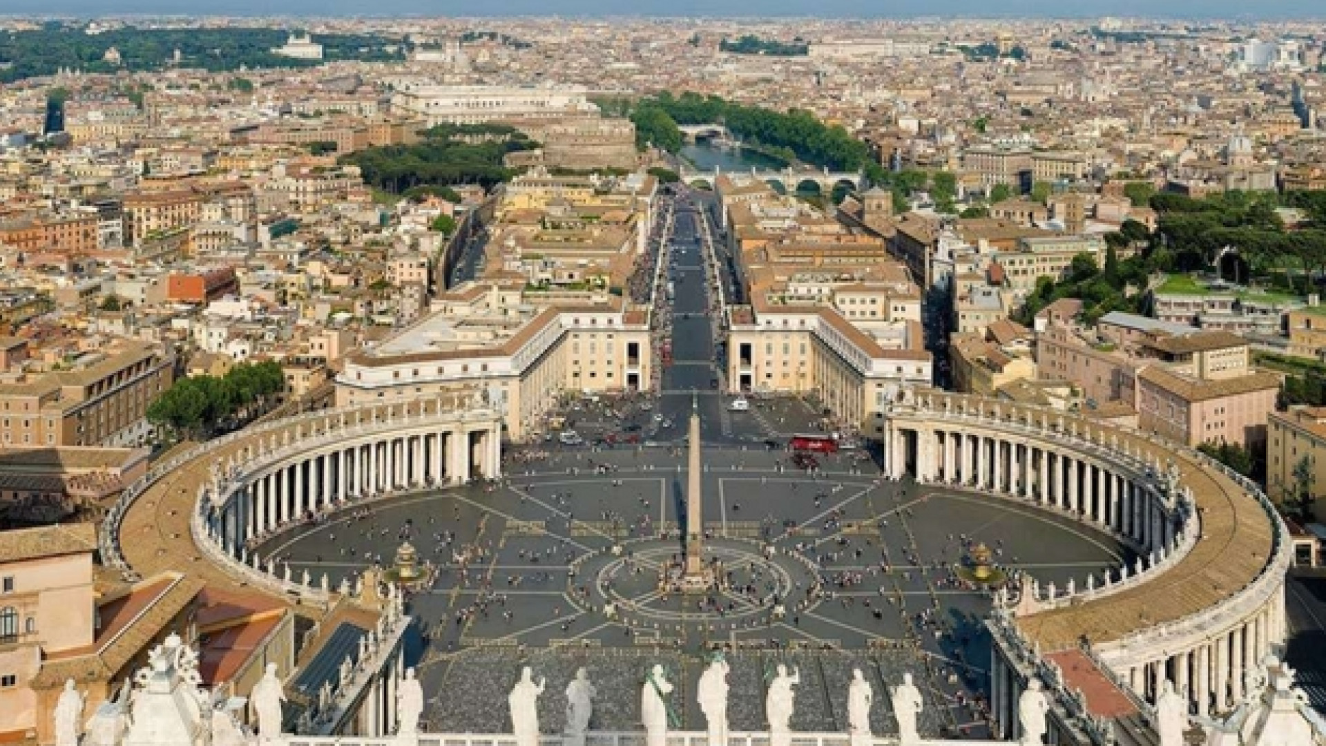 Immagine di Lo stipendio del Papa e i soldi della Chiesa