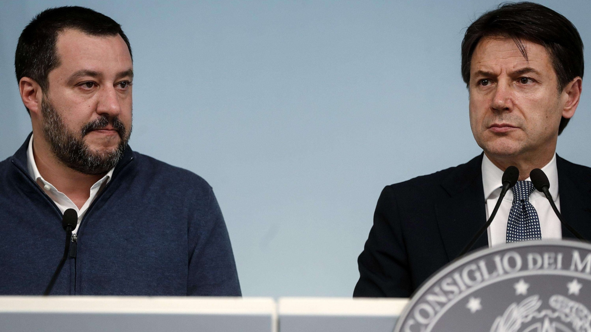 Immagine di Scontro Salvini-Conte sui decreti sicurezza e famiglia
