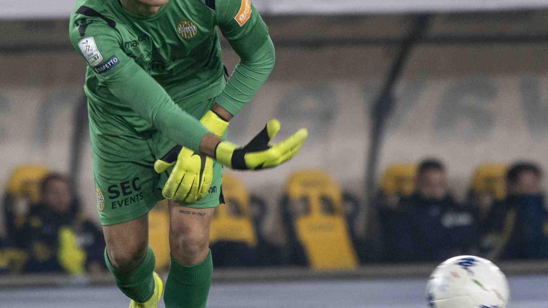 Immagine di Il Verona non sfonda e il Pescara si accontenta: 0-0
