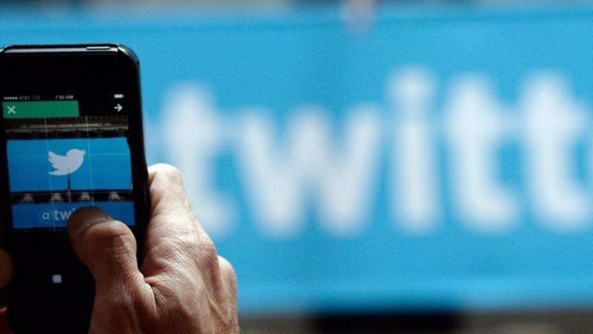 Immagine di La campagna elettorale sui social: chi paga e chi imbroglia