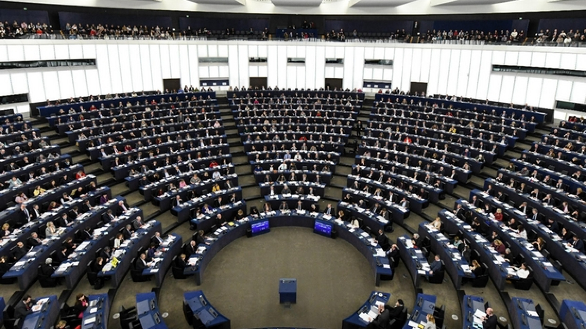 Immagine di Qui Strasburgo l’assemblea da 3.143 scelte