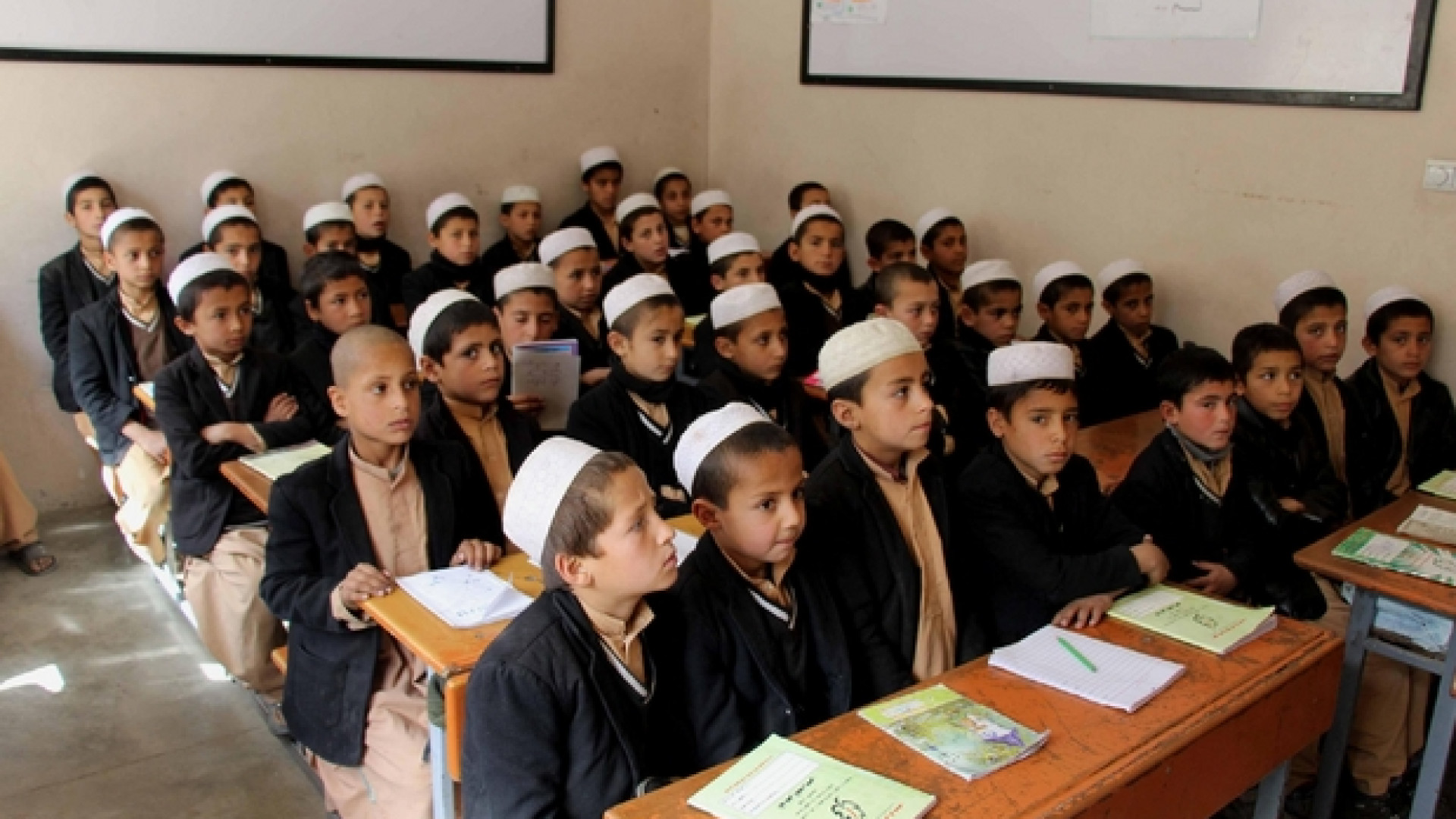 Immagine di In Afghanistan scuole sotto attacco: oltre tre milioni senza insegnanti