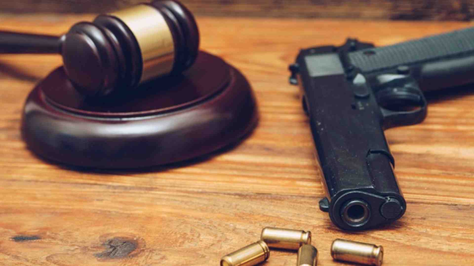 Immagine di Legittima difesa: cosa dice il Magistero?