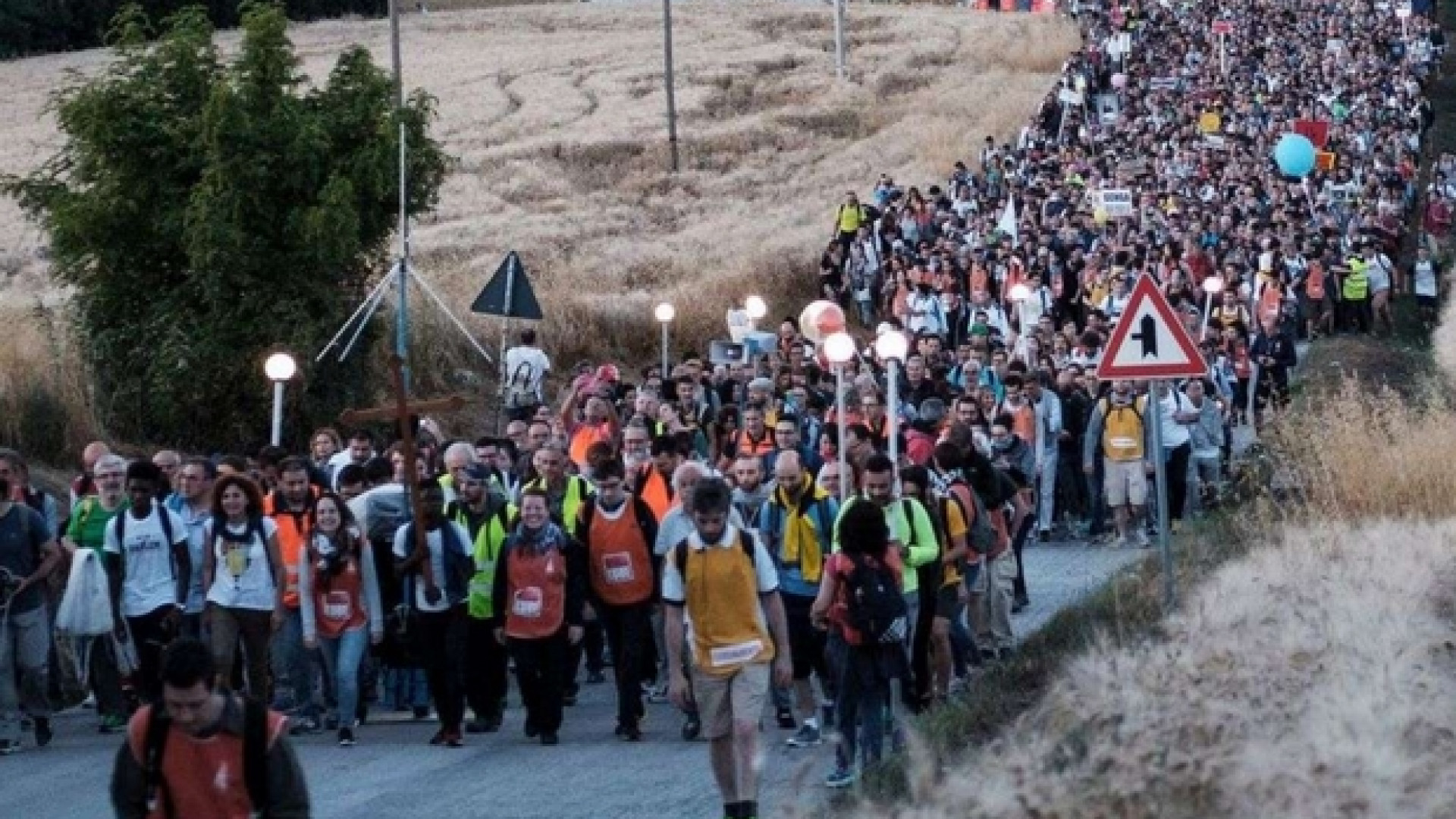 Immagine di Così la Macerata-Loreto abbraccia solitudini e fragilità
