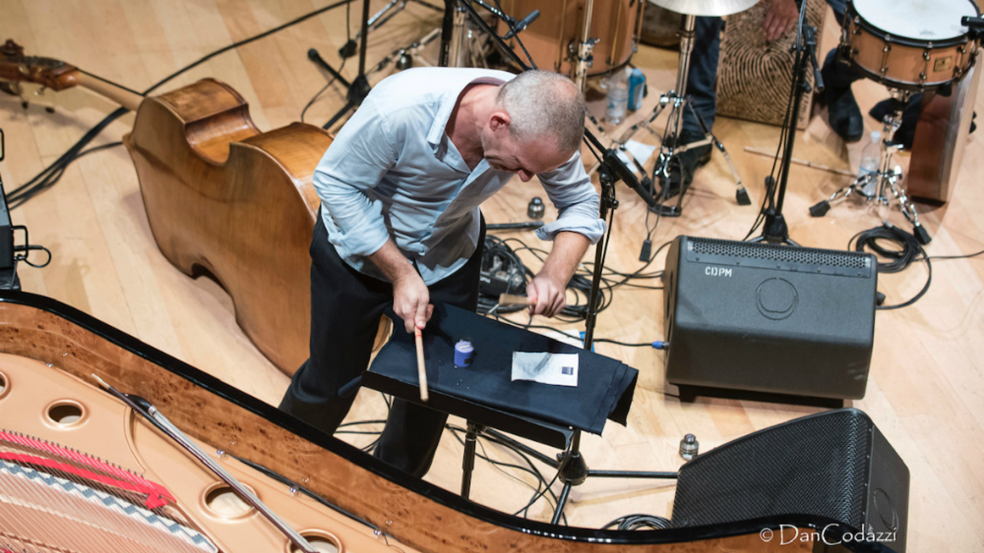 Immagine di “Instant Project” la musica in foto