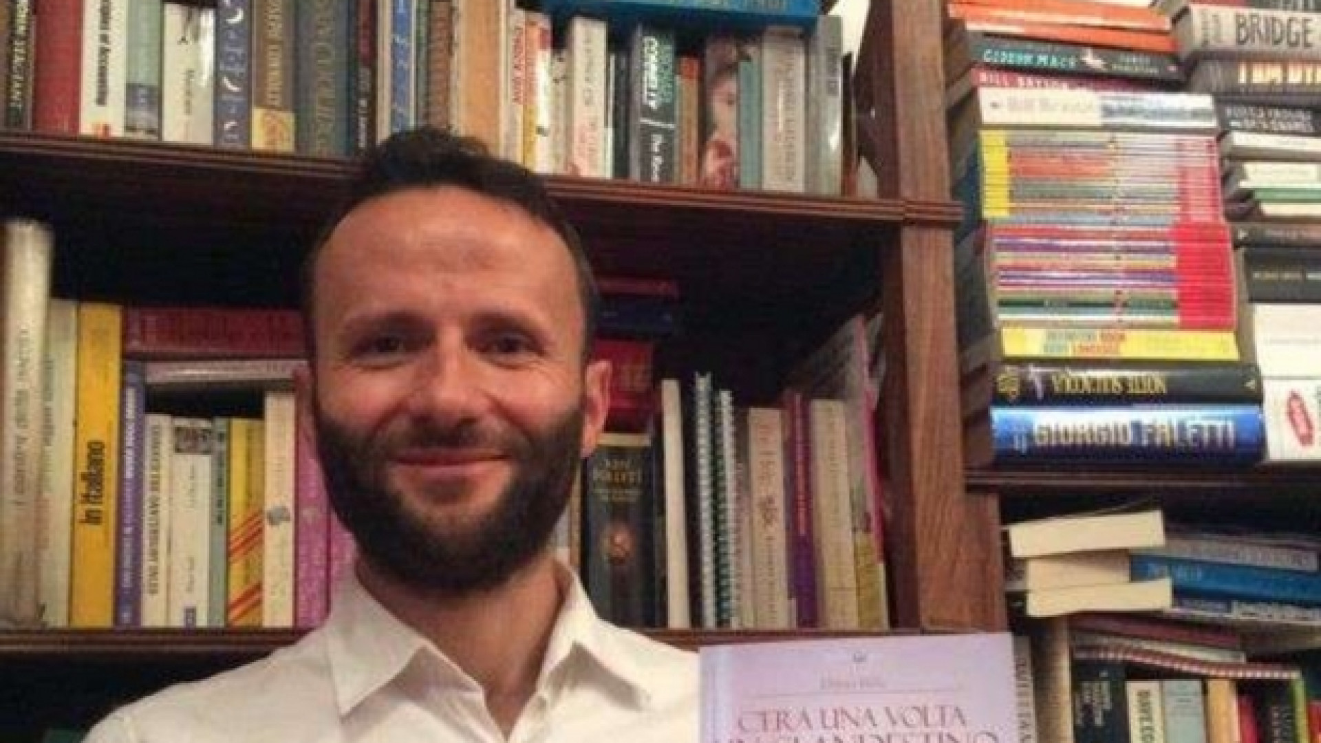 Immagine di «Anch'io ho attraversato il mare in gommone». Storia di un ragazzo albanese