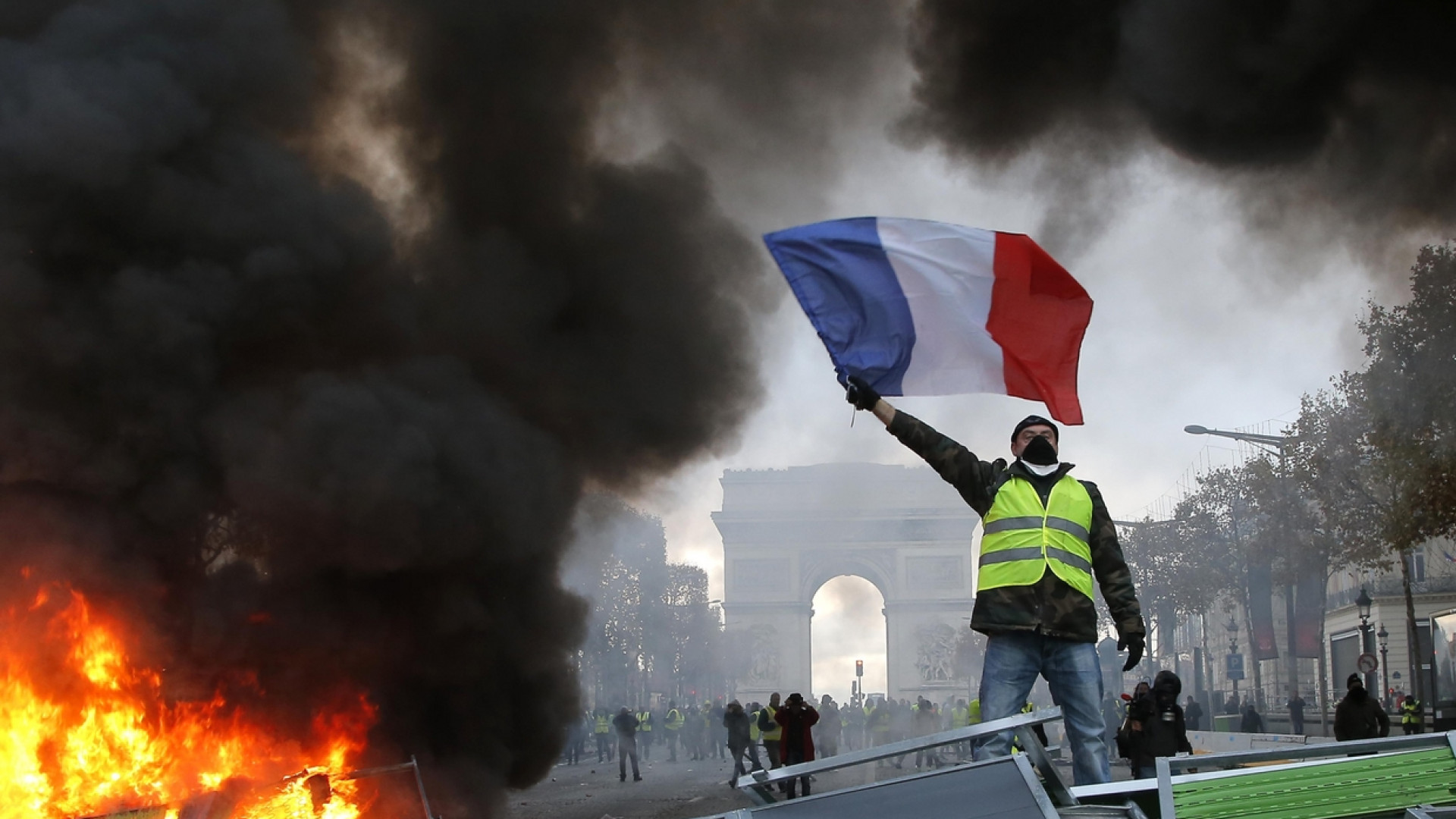 Immagine di Che cos'è il populismo? L'inganno della parte che vuole essere il tutto