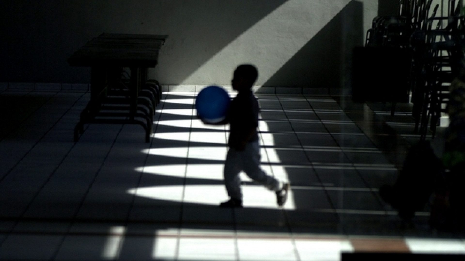 Immagine di «I miei bimbi strappati di notte: ecco la mia verità sugli abusi»