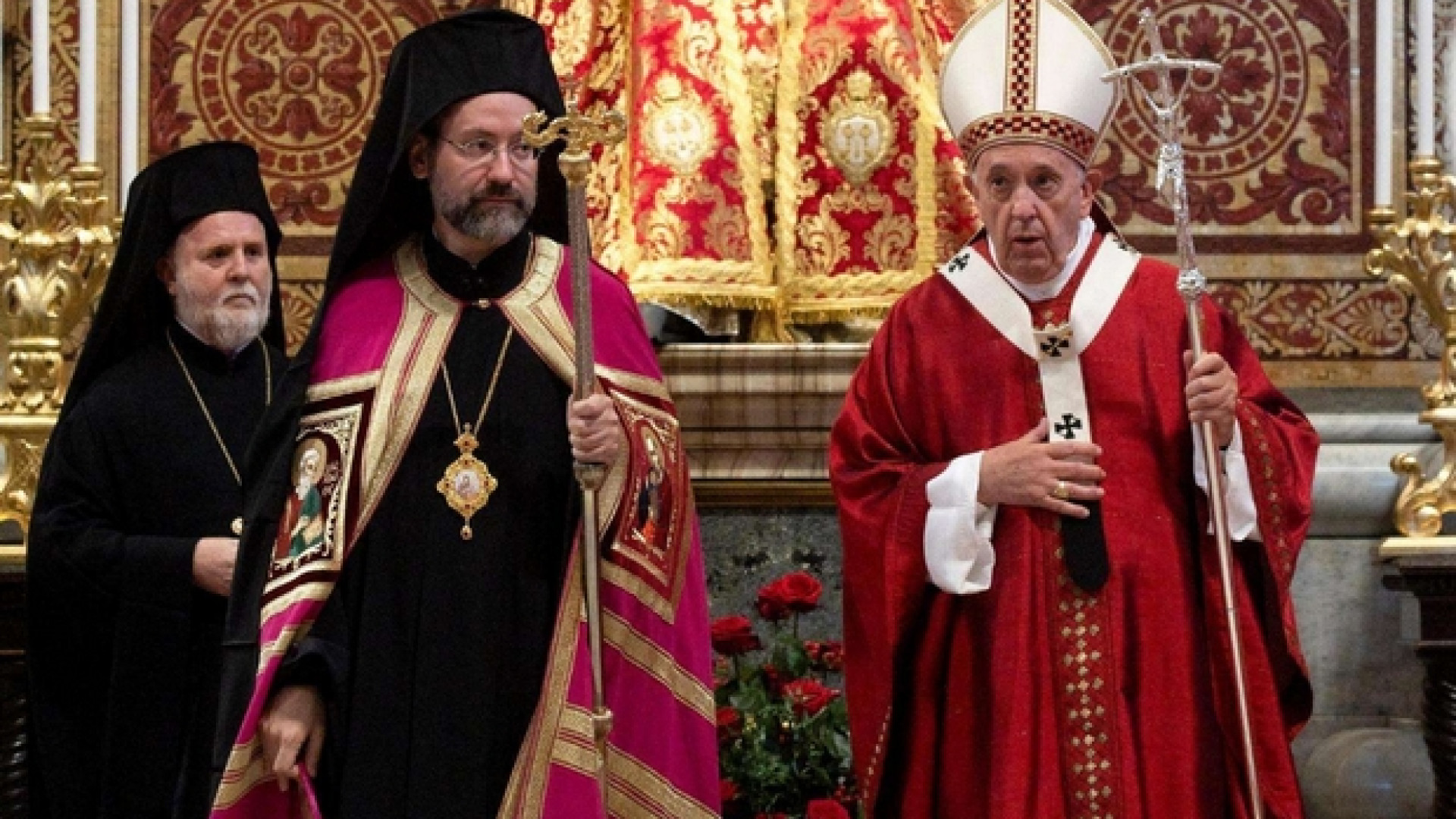Immagine di Il Papa regala a Bartolomeo I una reliquia di san Pietro