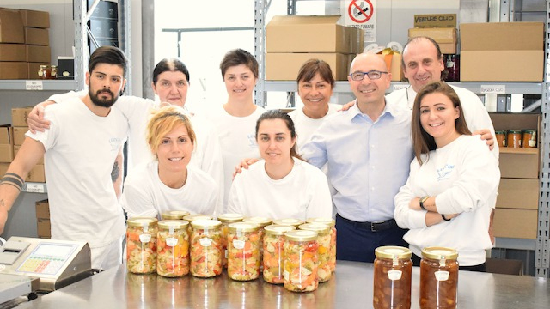 Immagine di Luccini, tutto ha inizio dalla mostarda di mamma Caterina