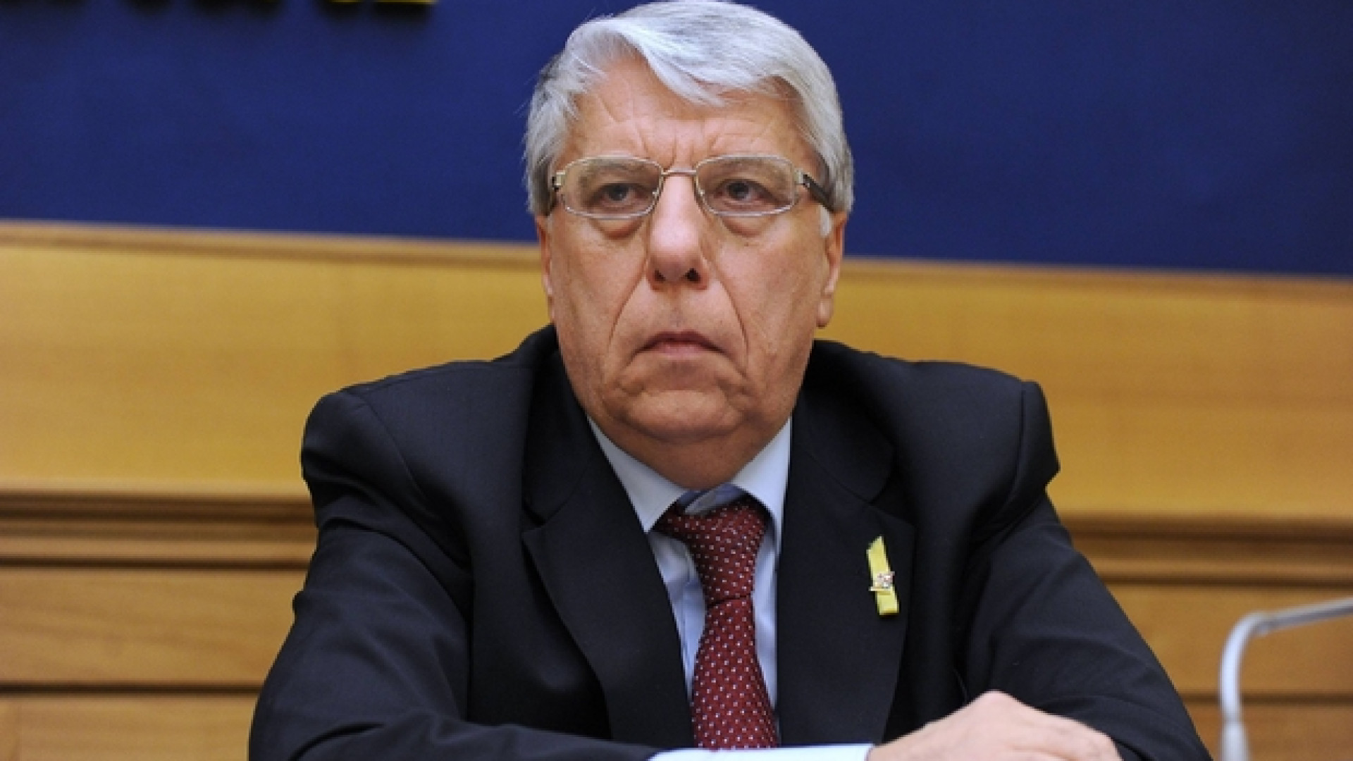 Immagine di Giovanardi: «I figli innocenti 'rubati'. Ho denunciato. Invano»
