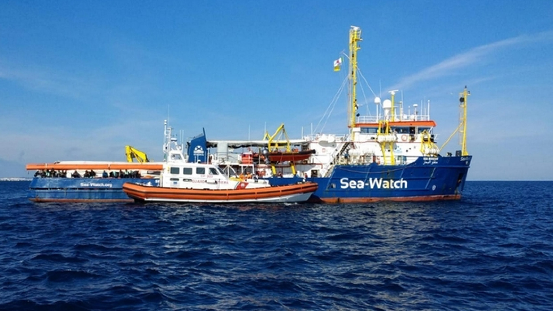 Immagine di Emendamenti al Decreto sicurezza bis, multe fino a 1 milione per navi ong
