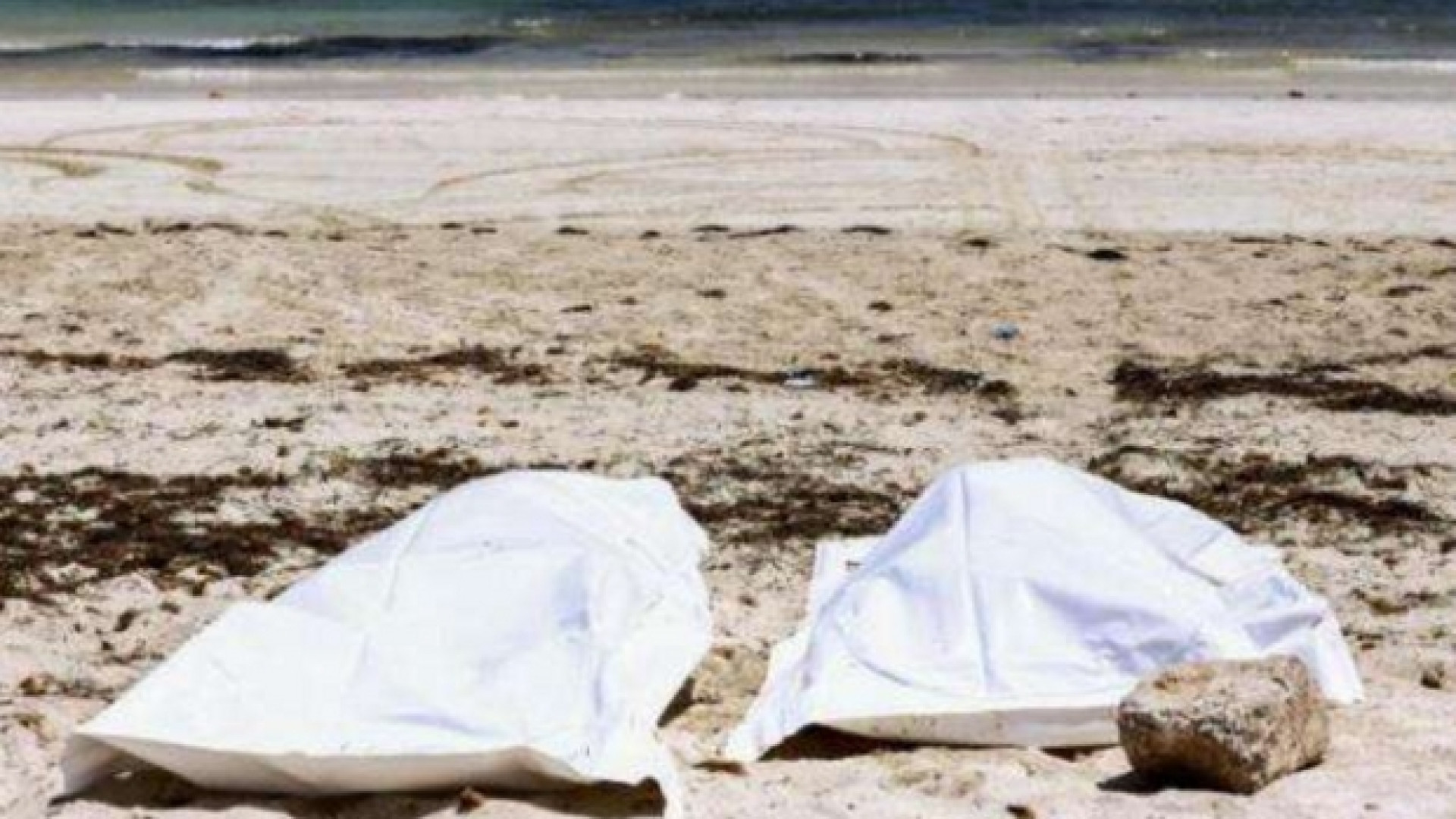 Immagine di Il mare restituisce le vittime del naufragio di Zarzis: 38 corpi in spiaggia