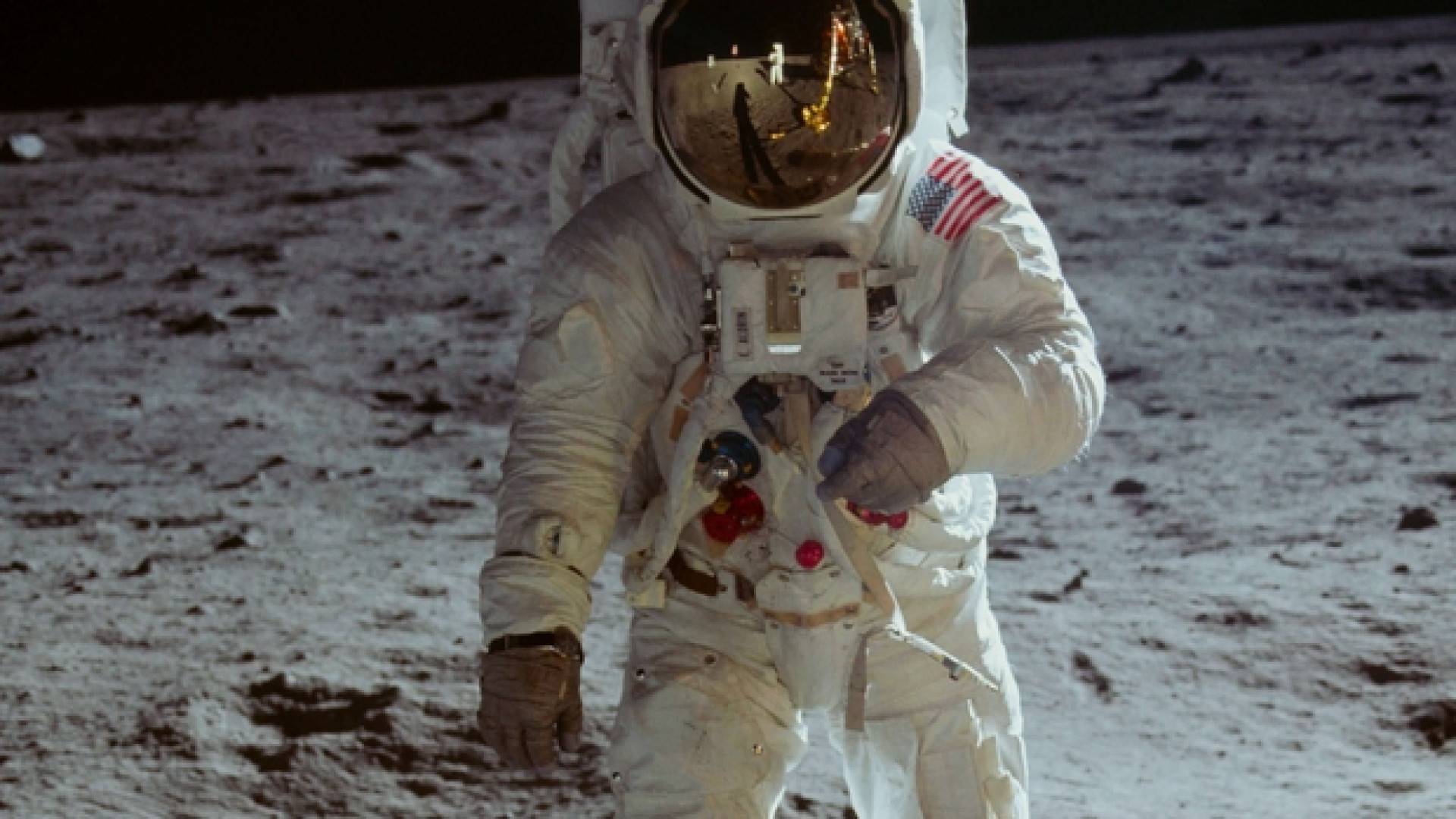 Immagine di Apollo 11, lo spettacolo delle immagini ritrovate