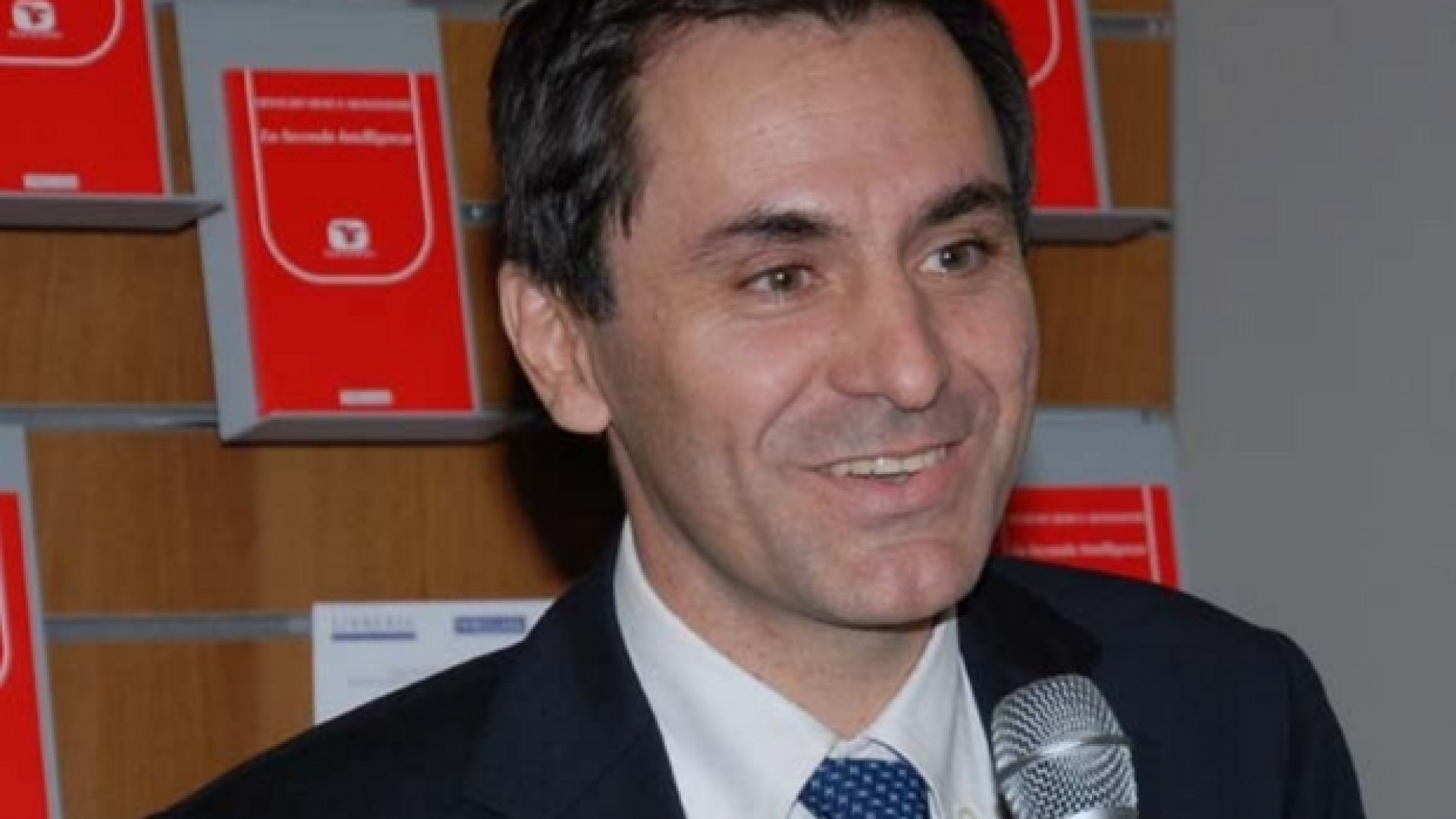 Immagine di Premio Montale ad Arnoldo Mosca Mondadori