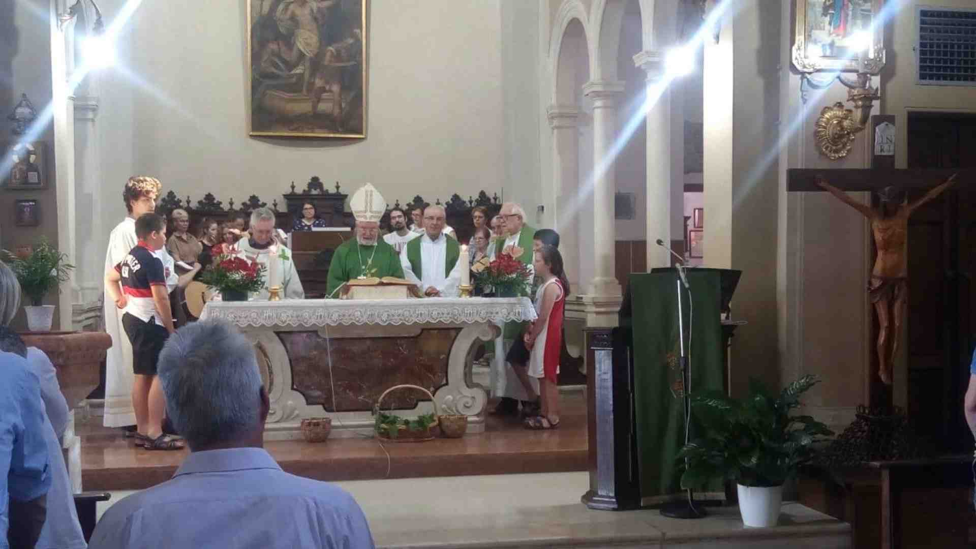 Immagine di Mons. Bregantini ha festeggiato il 25° di episcopato