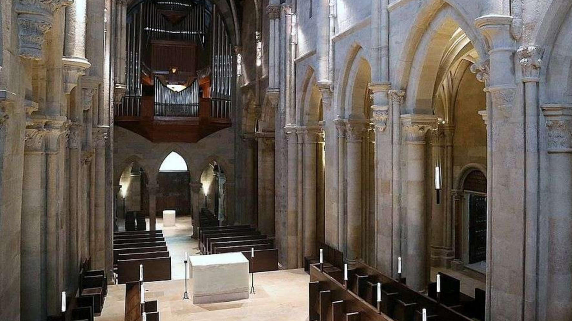 Immagine di Creare un altare: l'infinito concreto