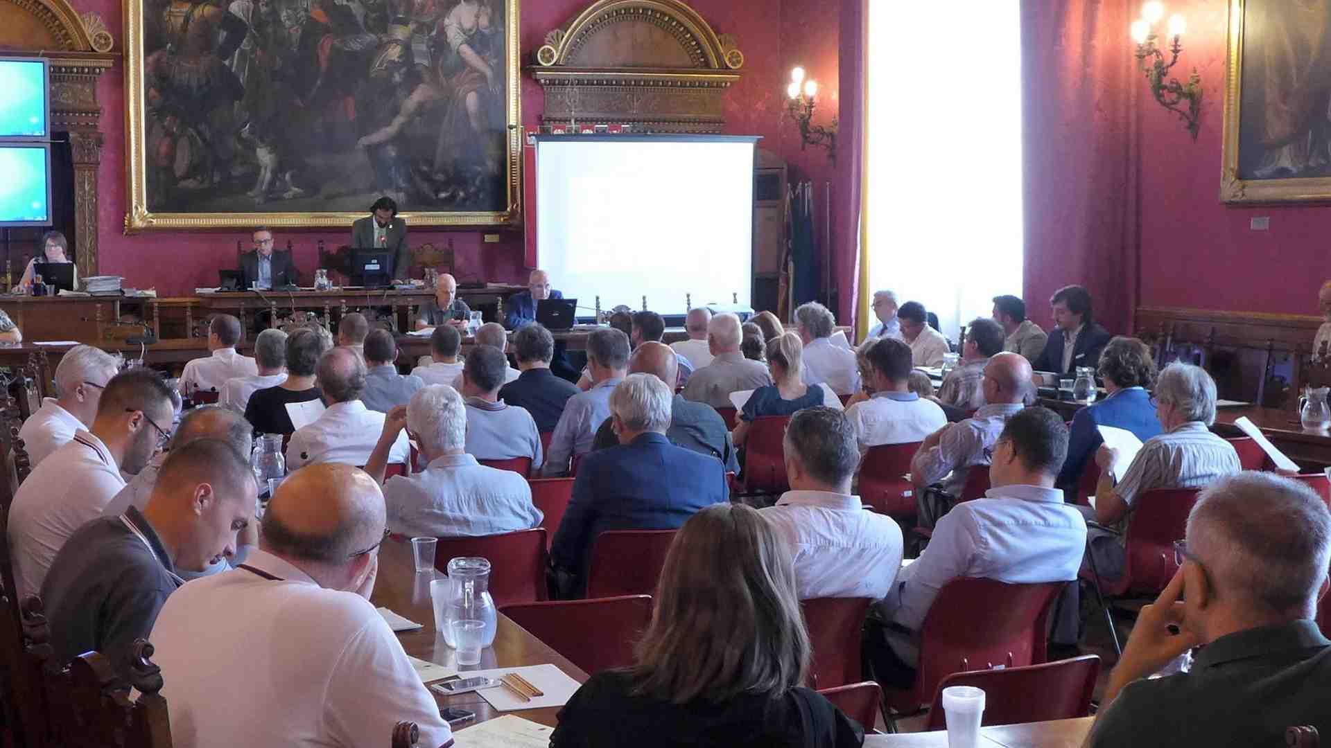 Immagine di La Provincia approva il bilancio: ecco i prossimi cantieri