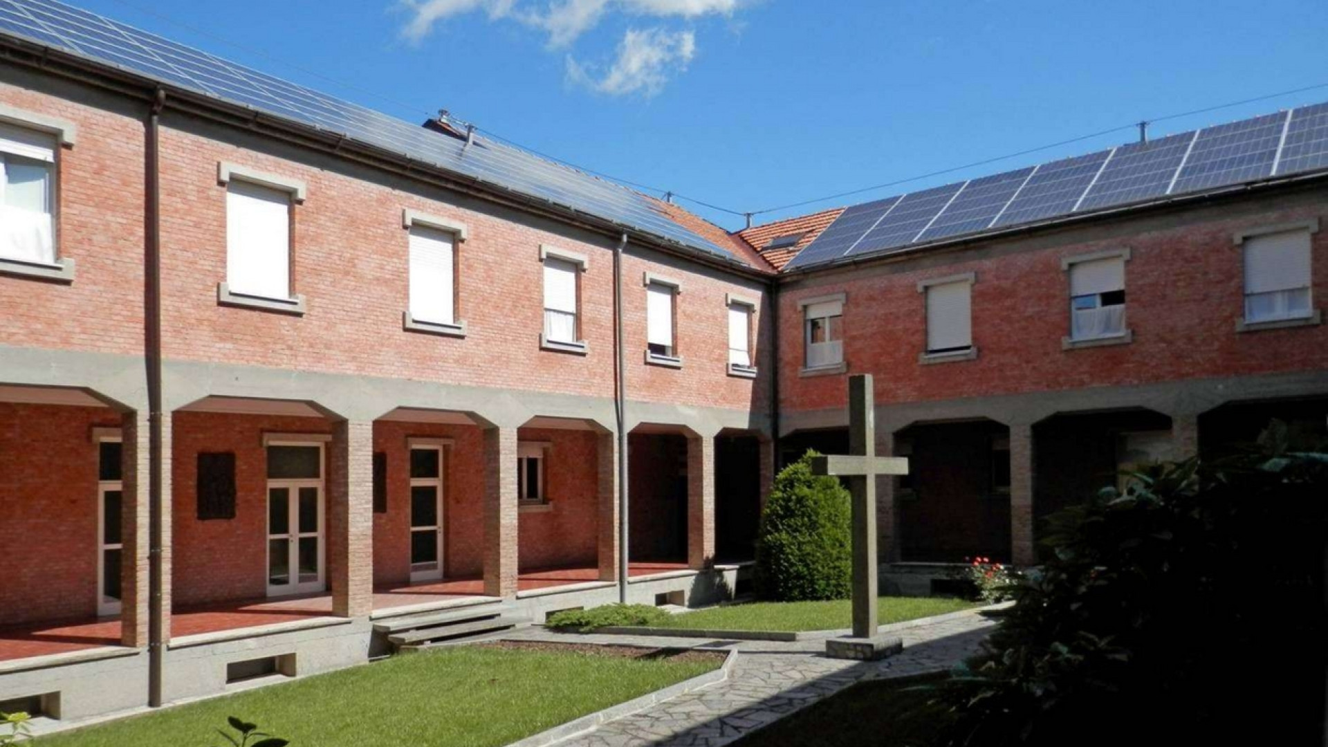 Immagine di Con le Carmelitane scalze la clausura diventa scuola di dialogo