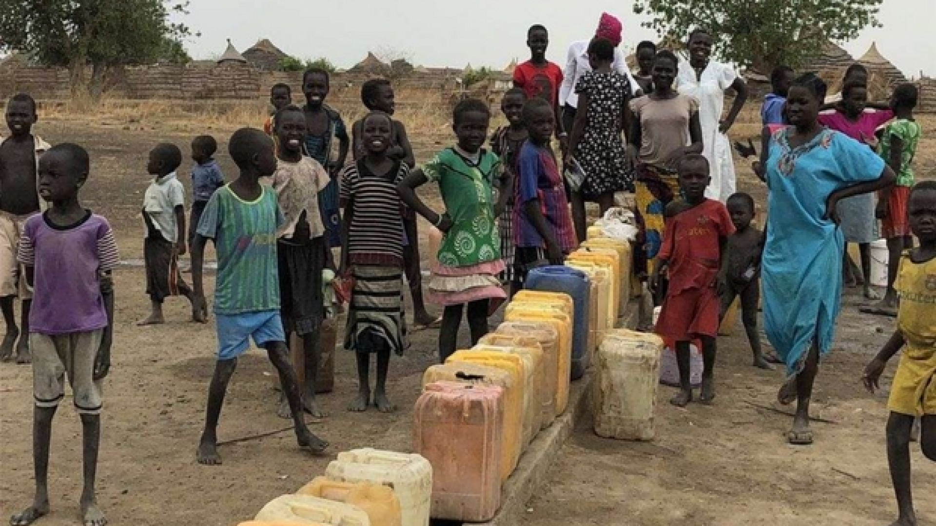 Immagine di Il missionario e i bimbi abbandonati in strada