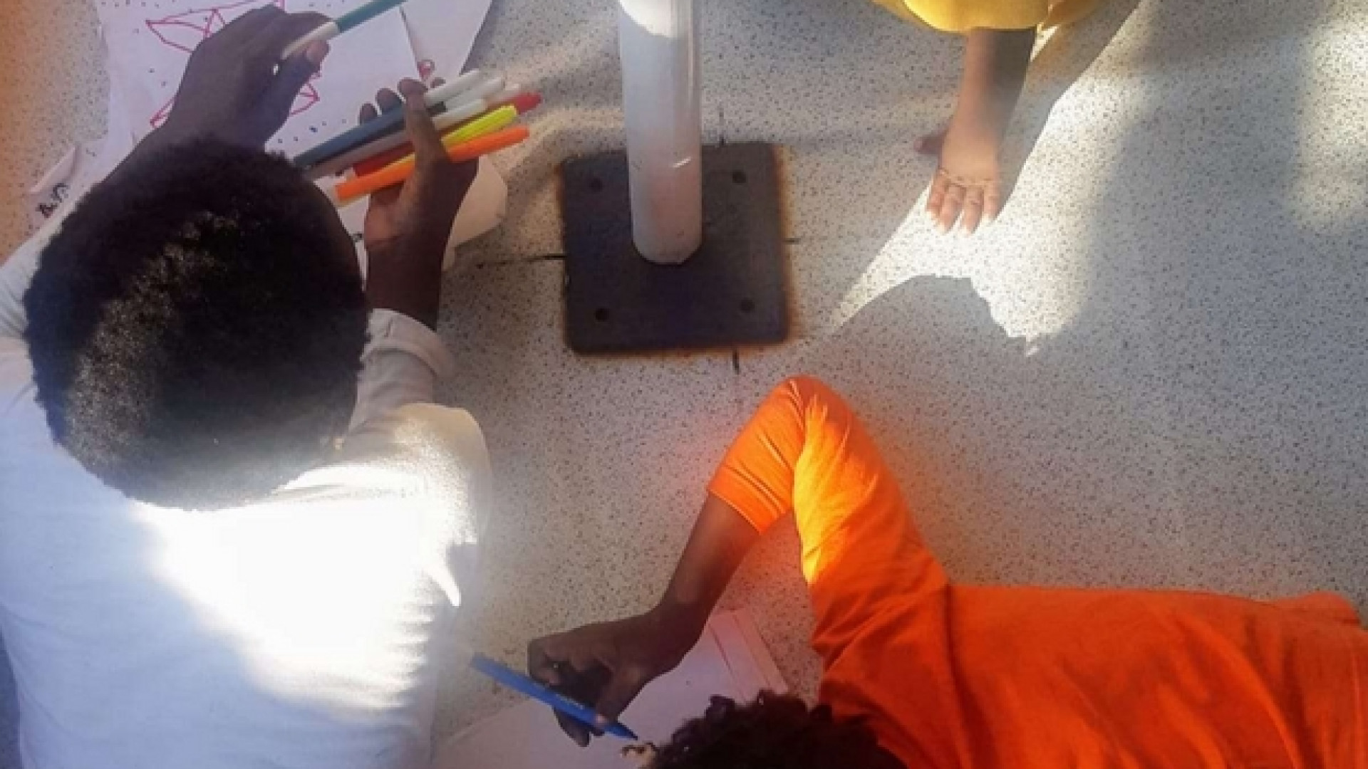 Immagine di Khalif, che a 9 anni ha attraversato da solo l'Africa: «Aiuterò mia madre»