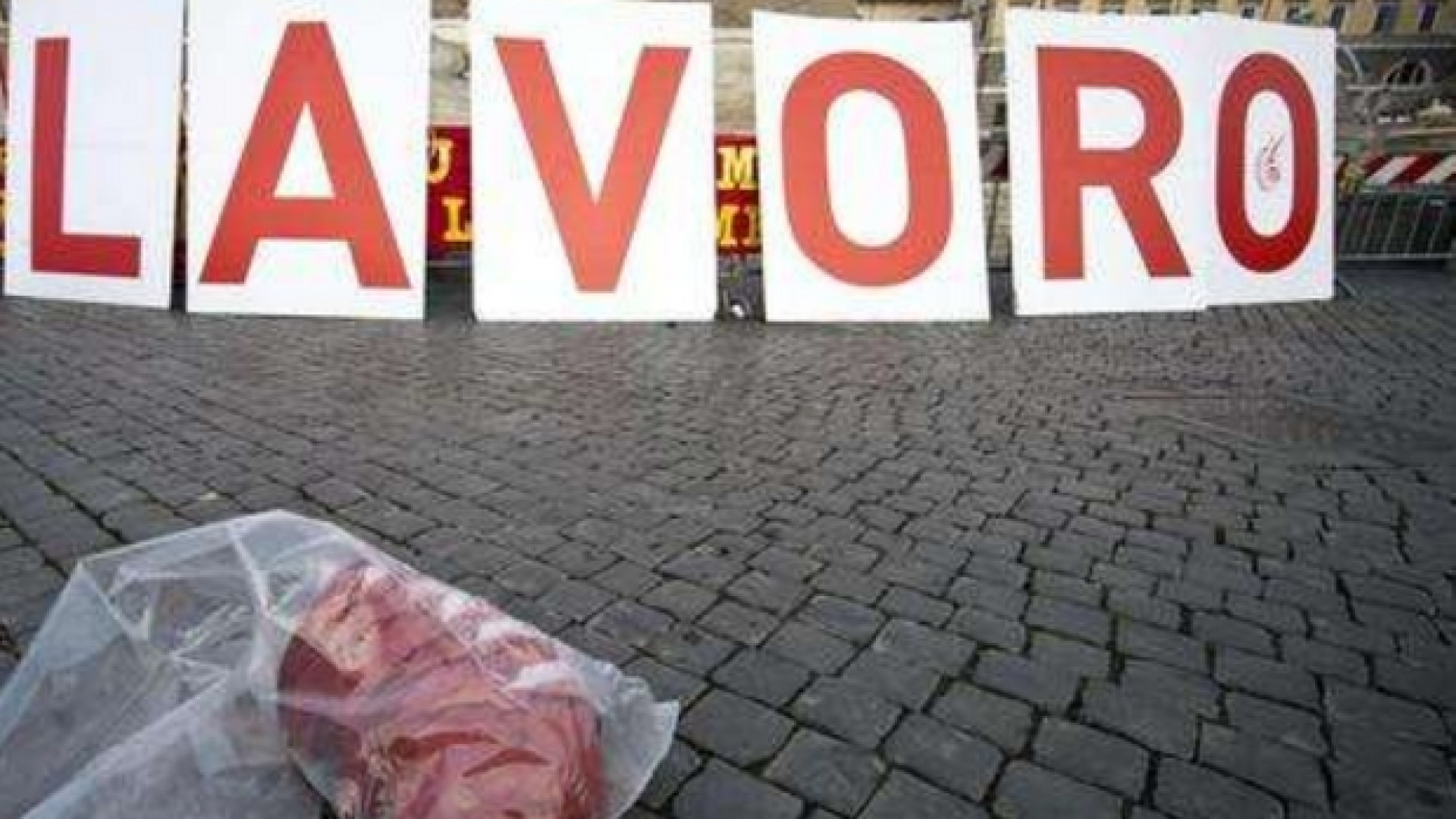 Immagine di «A 50 anni senza più lavoro né mezzi». La politica risponda