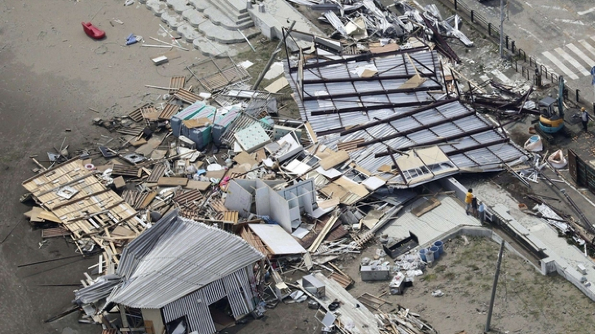 Immagine di Tifone si abbatte su Tokyo: vittime e danni
