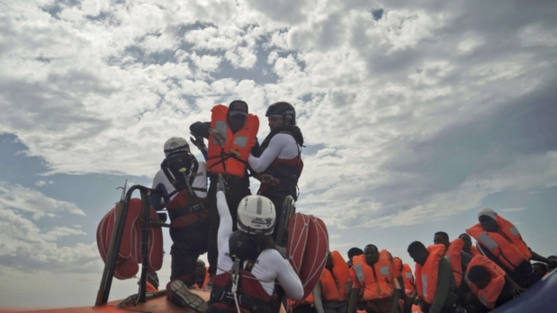 Immagine di Corridoi umanitari e integrazione degli immigrati, si cambia