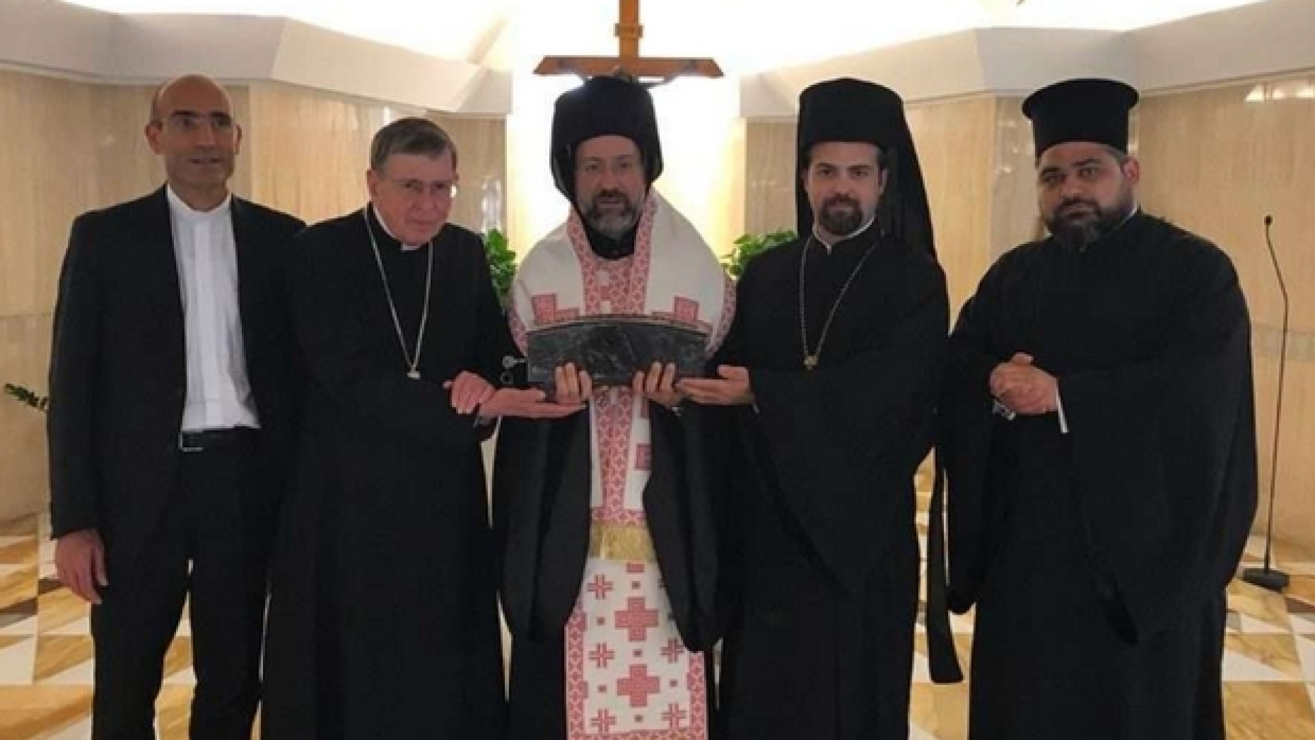 Immagine di Francesco: ecco perché ho donato le reliquie di san Pietro a Bartolomeo I