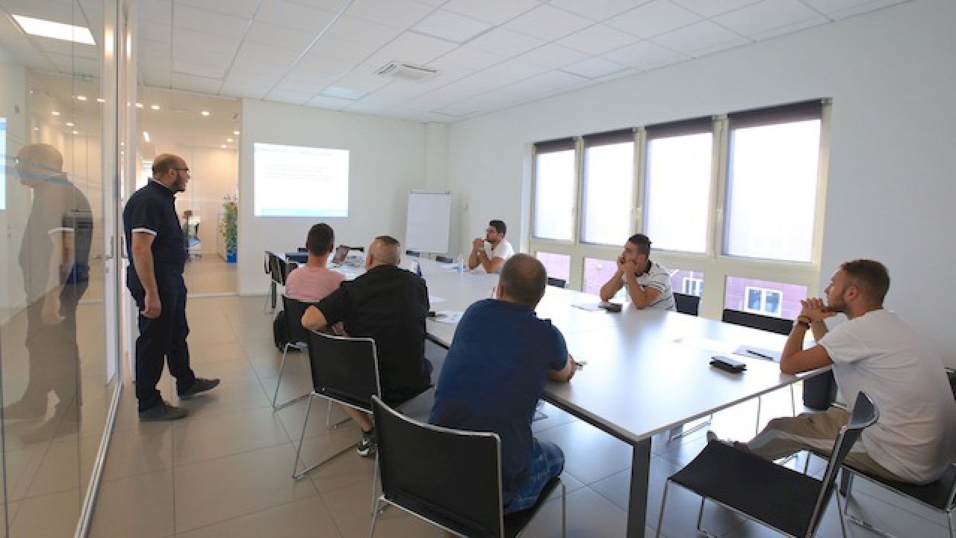 Immagine di Cercare lavoro a colazione. A Cremona i candidati si incontrano davanti a un caffè