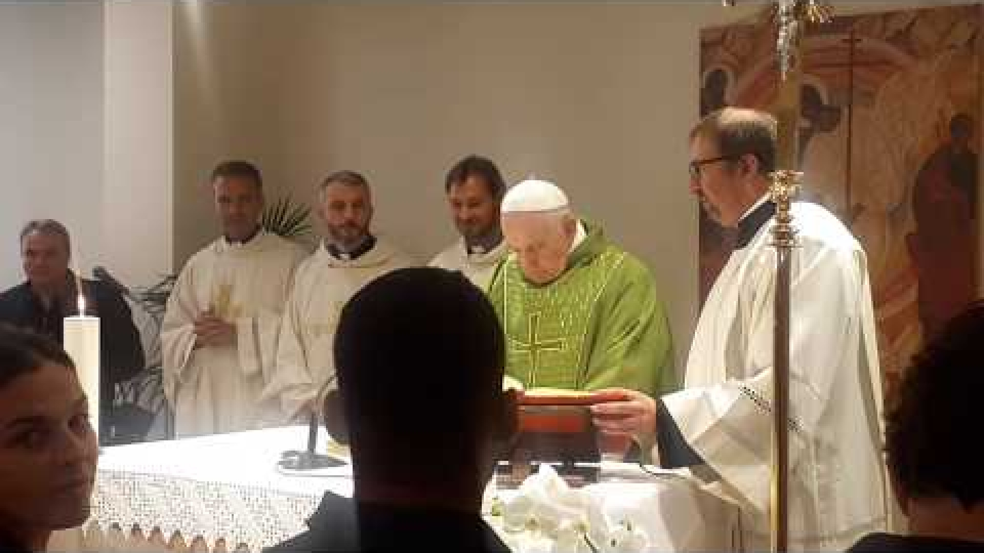 Immagine di Il Papa ai «rinati»: guai a sentirsi salvati una volta per sempre
