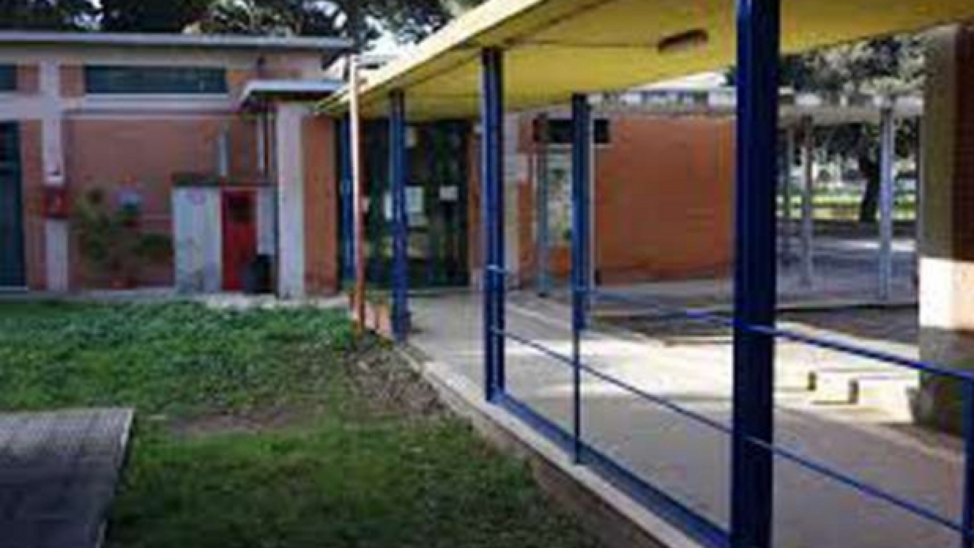 Immagine di A Sabaudia la scuola comincia oggi. Per aria irrespirabile