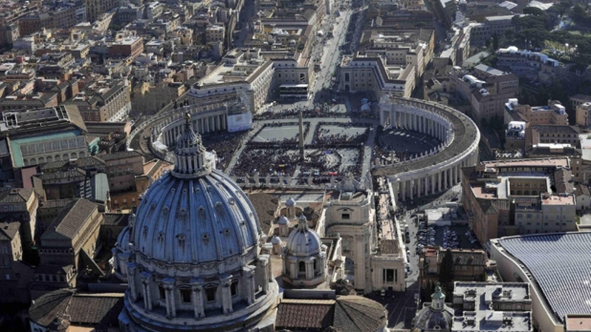 Immagine di Finanze sotto la lente, investigatori in Segreteria di Stato e Aif