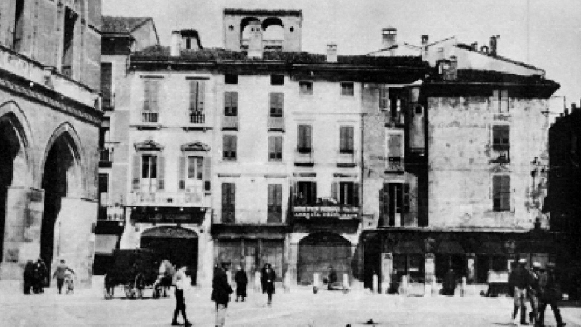 Immagine di E piazza Duomo cambiò fisionomia