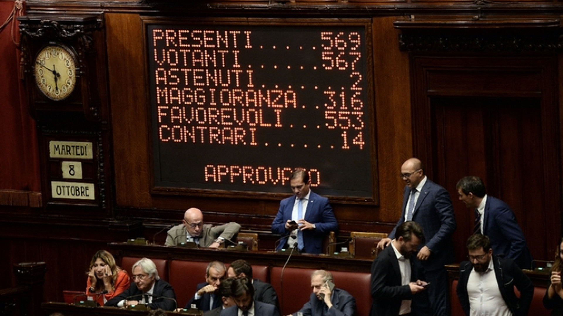 Immagine di Camere, pronte 360 assunzioni dopo il taglio di 345 eletti