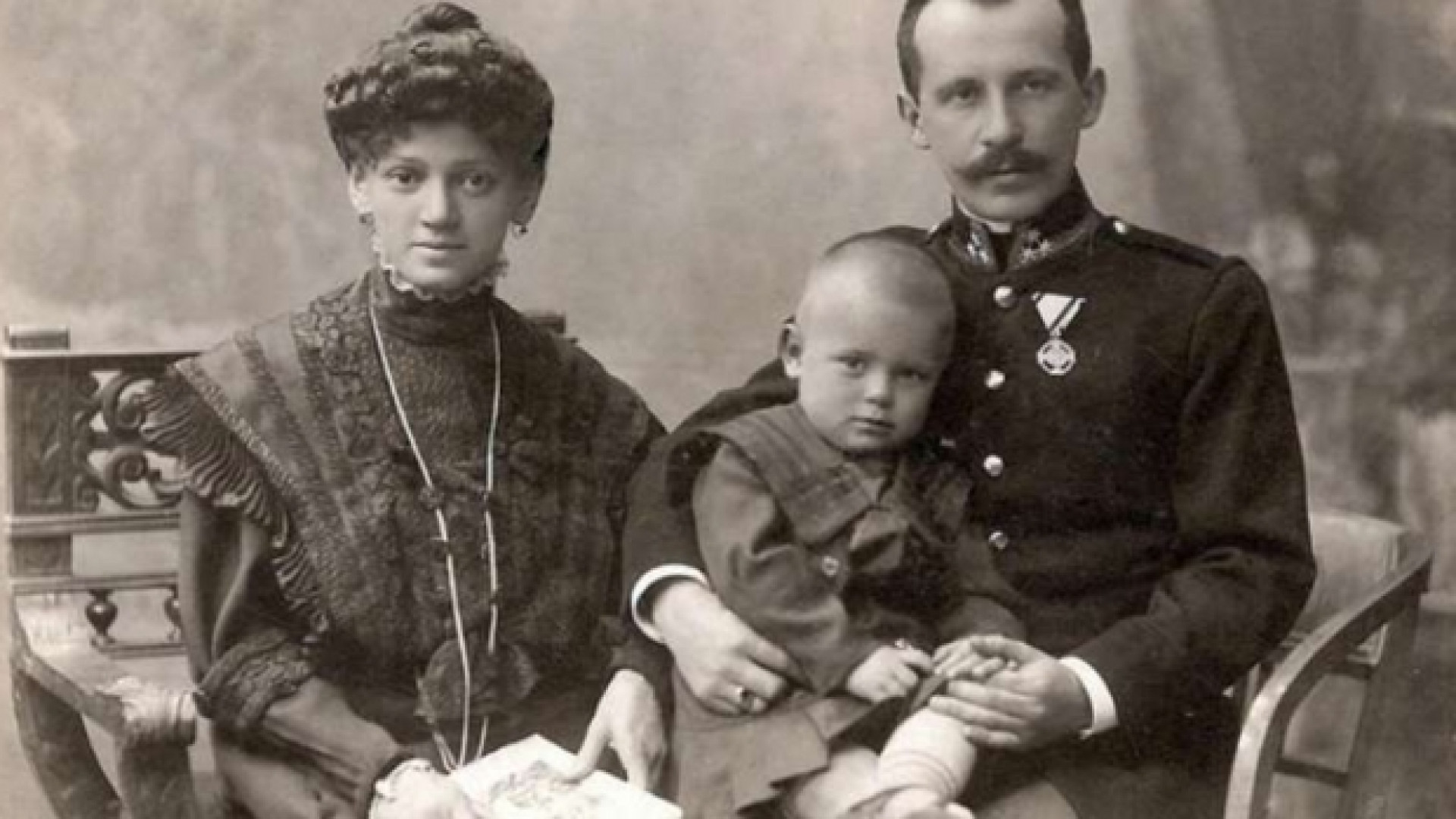 Immagine di Beati i genitori di Wojtyla? I vescovi chiedono di aprire la causa