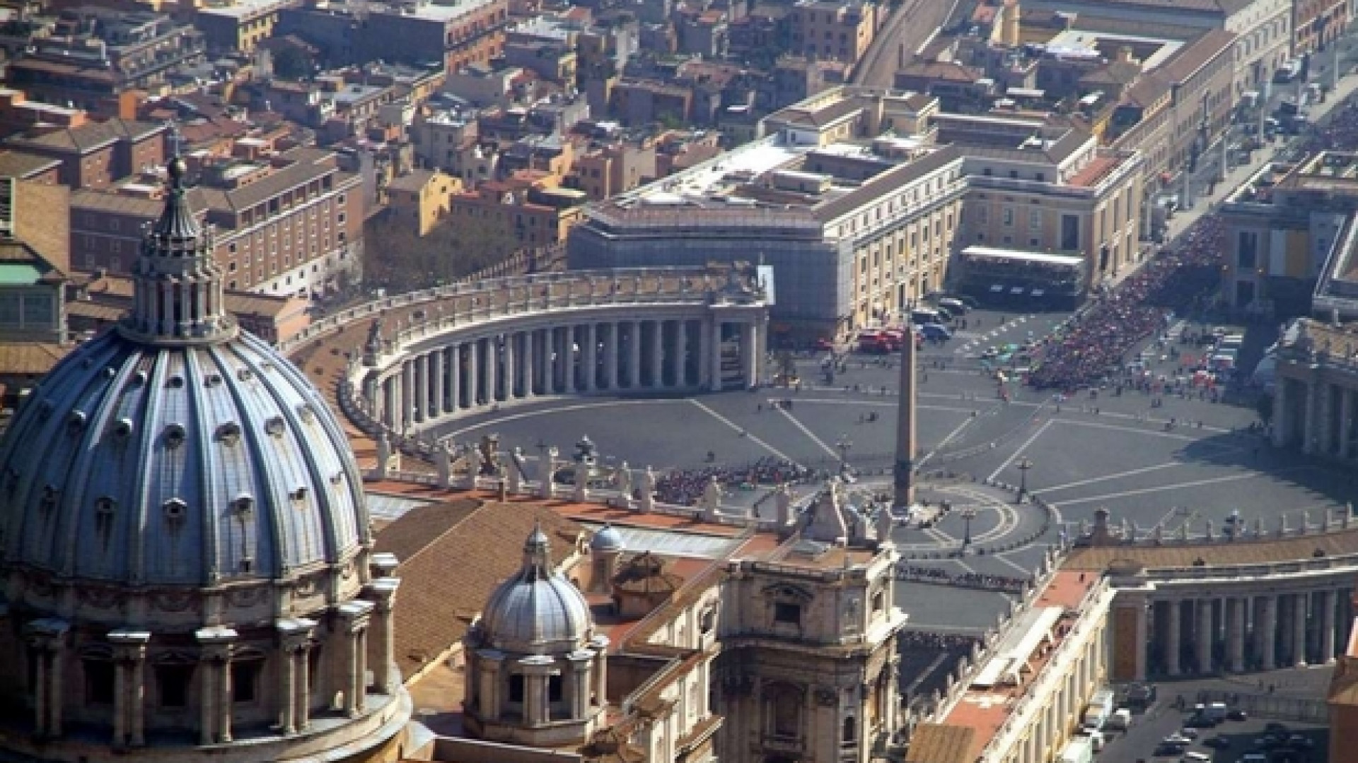 Immagine di Finanze vaticane tra conti, immobili e Ior: le verità ignote ai più