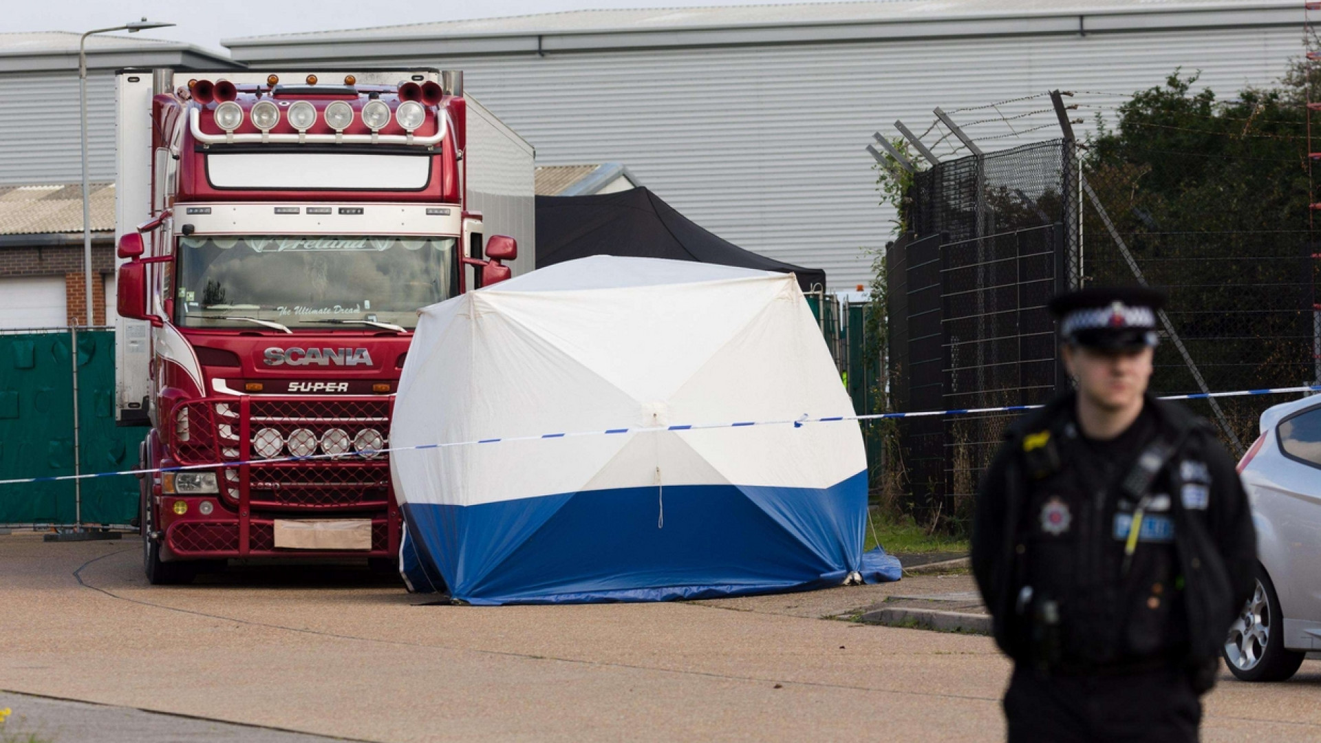Immagine di Choc a Londra, trovati 39 cadaveri di migranti in un container