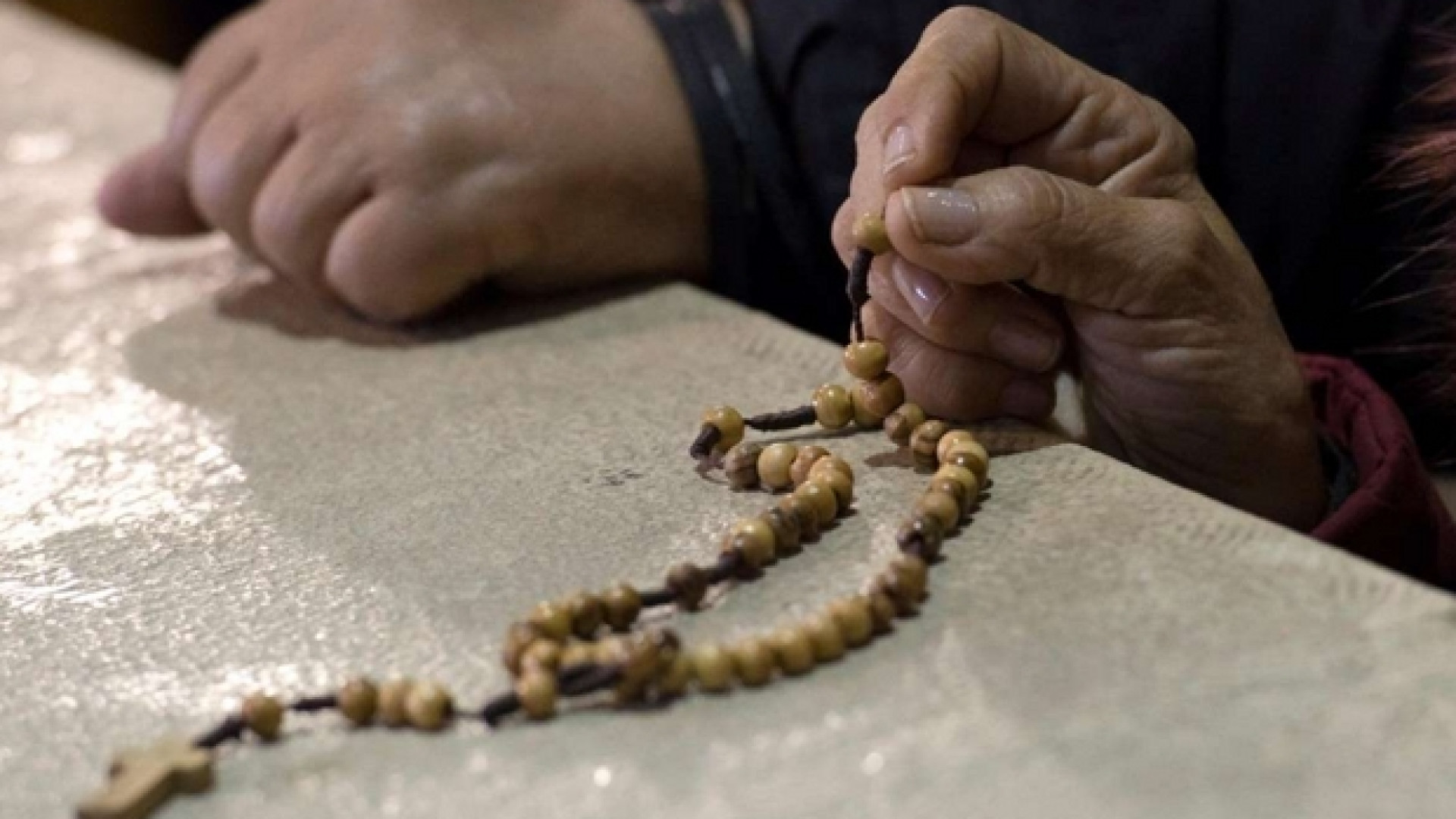 Immagine di Don Patriciello: «Il Rosario mi ha cambiato la vita»