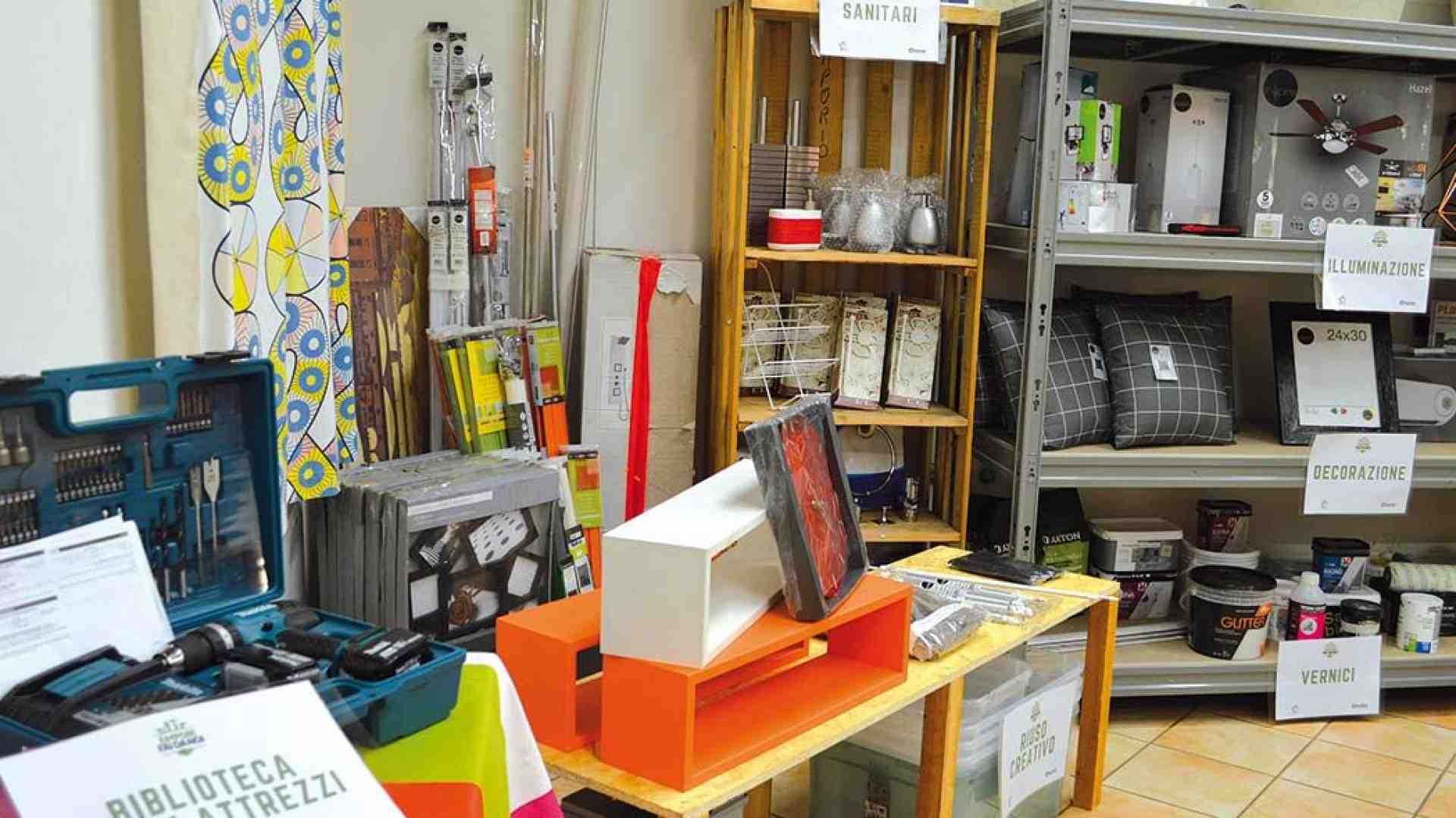Immagine di Villafranca. L'emporio "Fai da noi" costruisce solidarietà