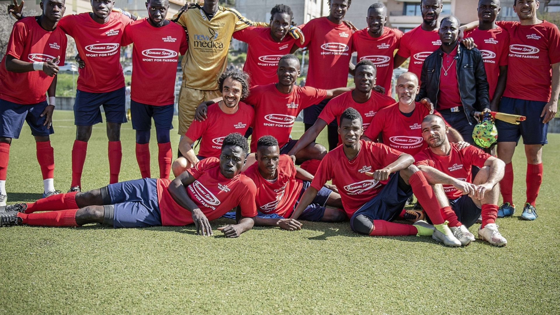 Immagine di I ragazzi di Save the Youths, un gol contro ogni razzismo