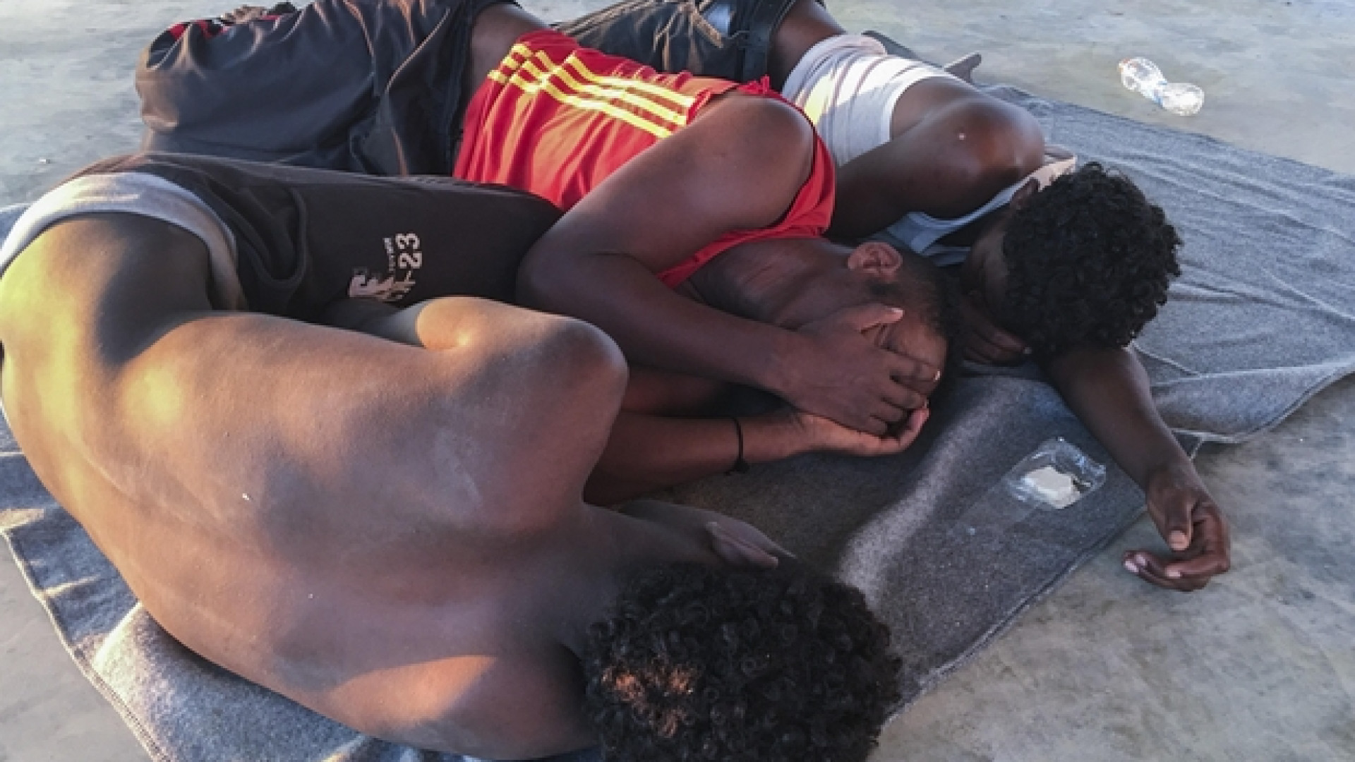 Immagine di Crimini nei centri di detenzione in Libia. La Corte dell'Aja accusa i boss